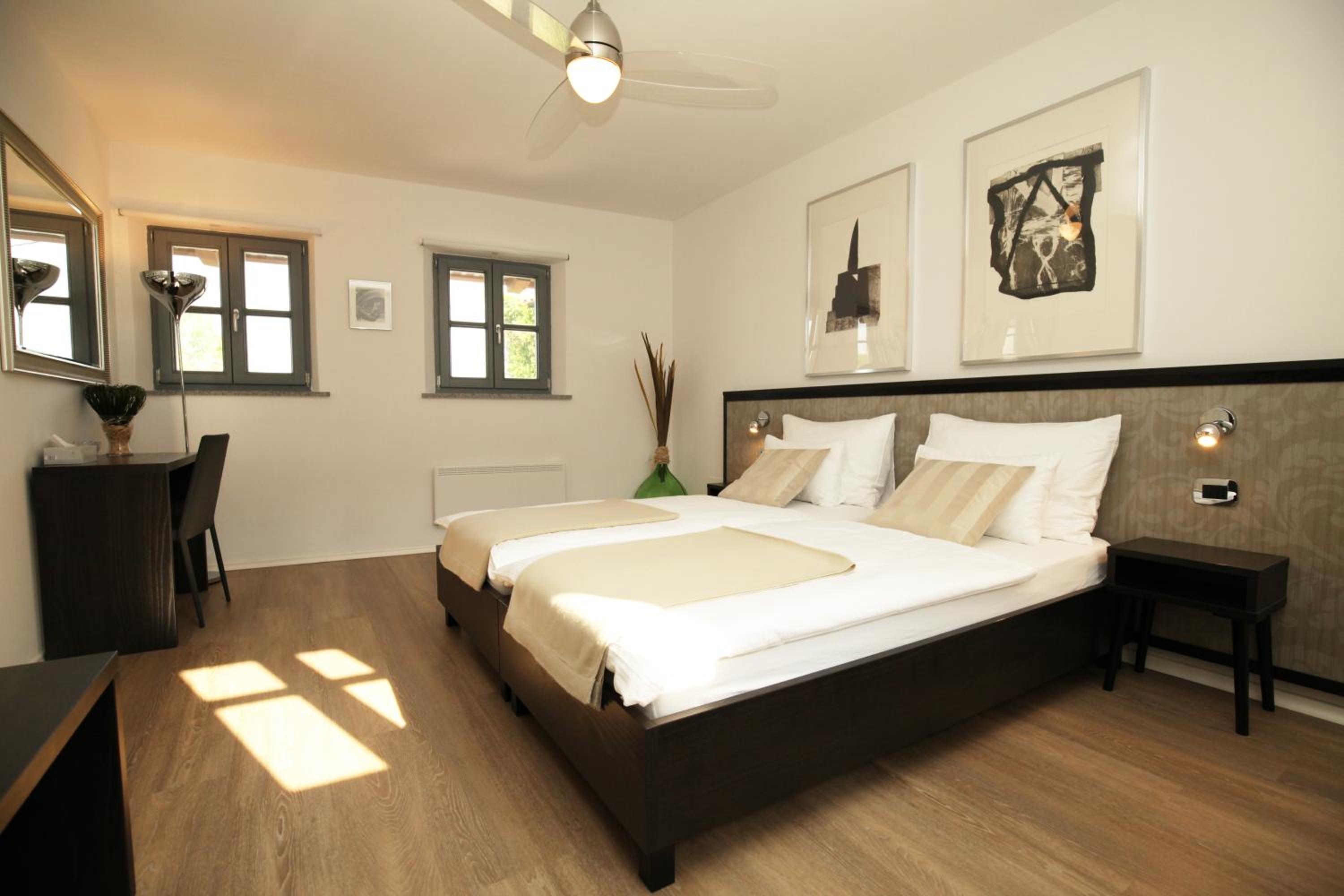 Comfort Apartment photo 1