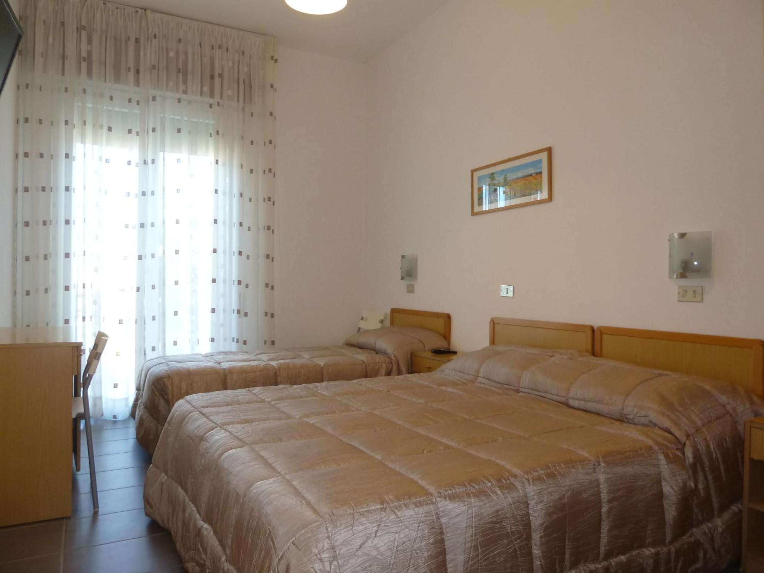 One-Bedroom Apartment - Photo 7