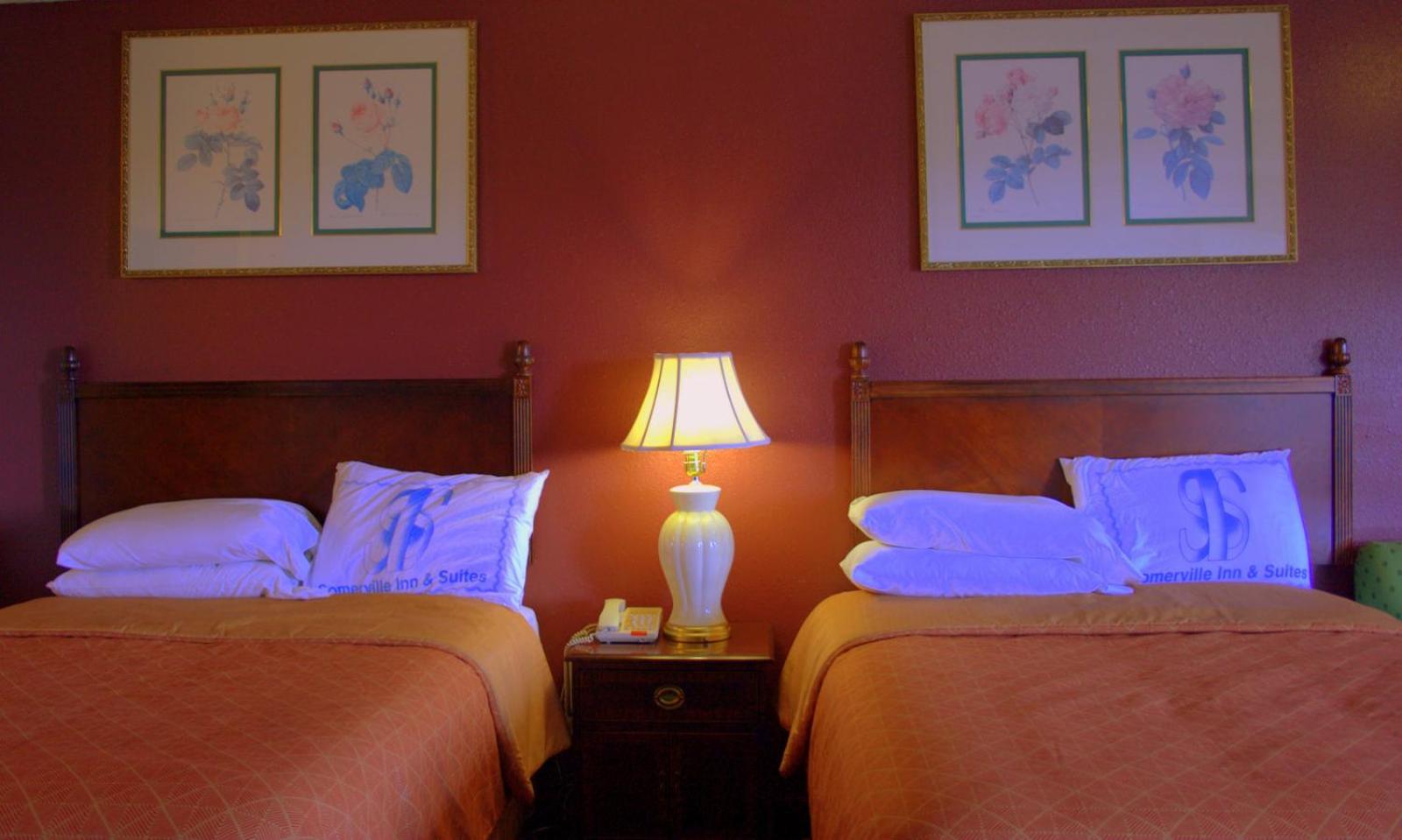Double Room with Two Double Beds - Photo 1