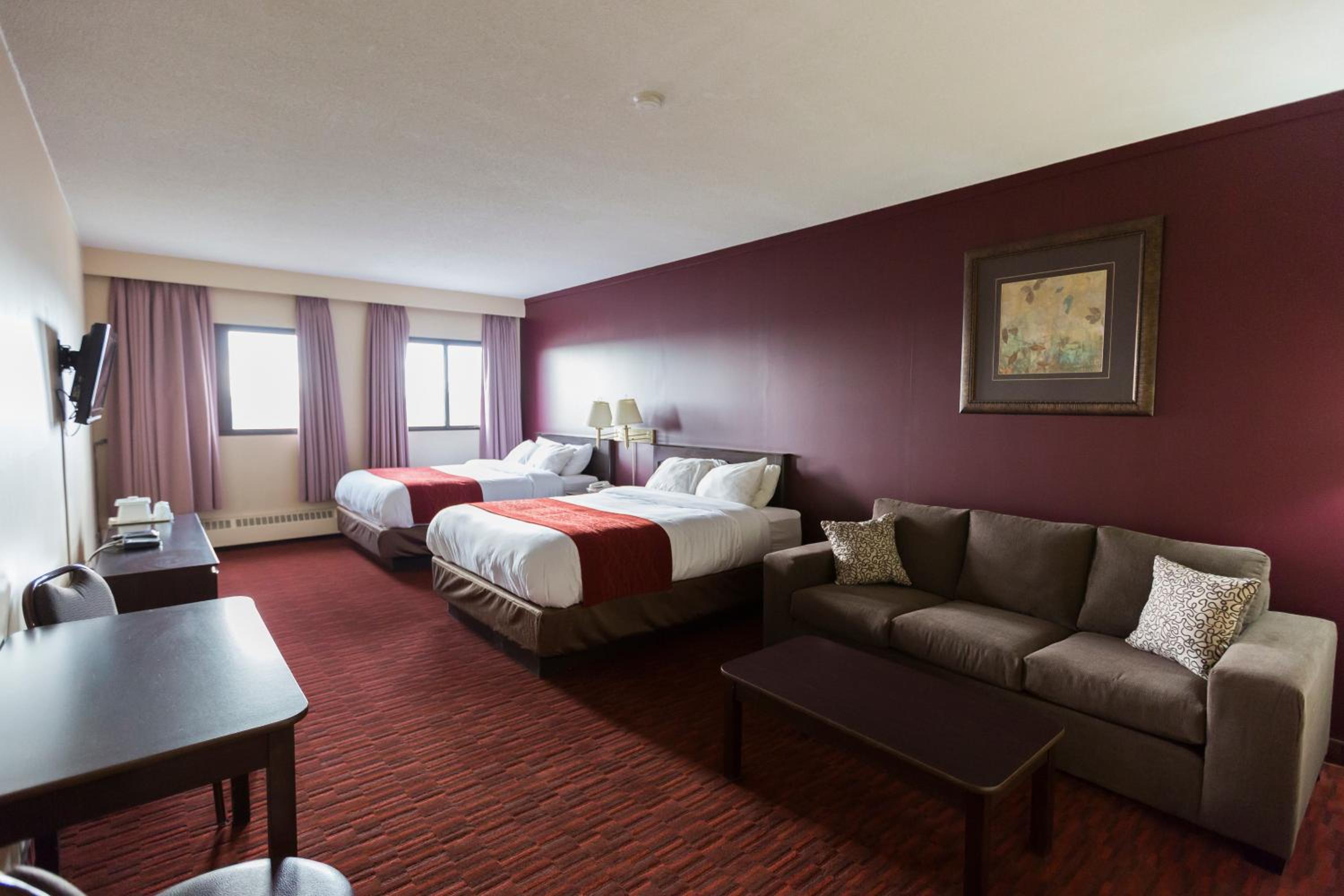 Queen Room with Two Queen Beds and Kitchenette - Photo 1