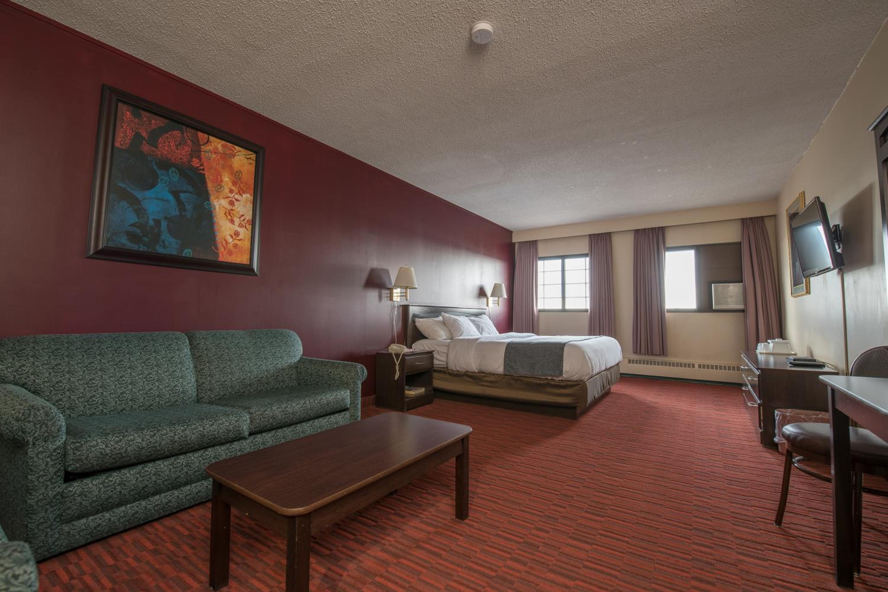 King Bed Non Smoking - Photo 1