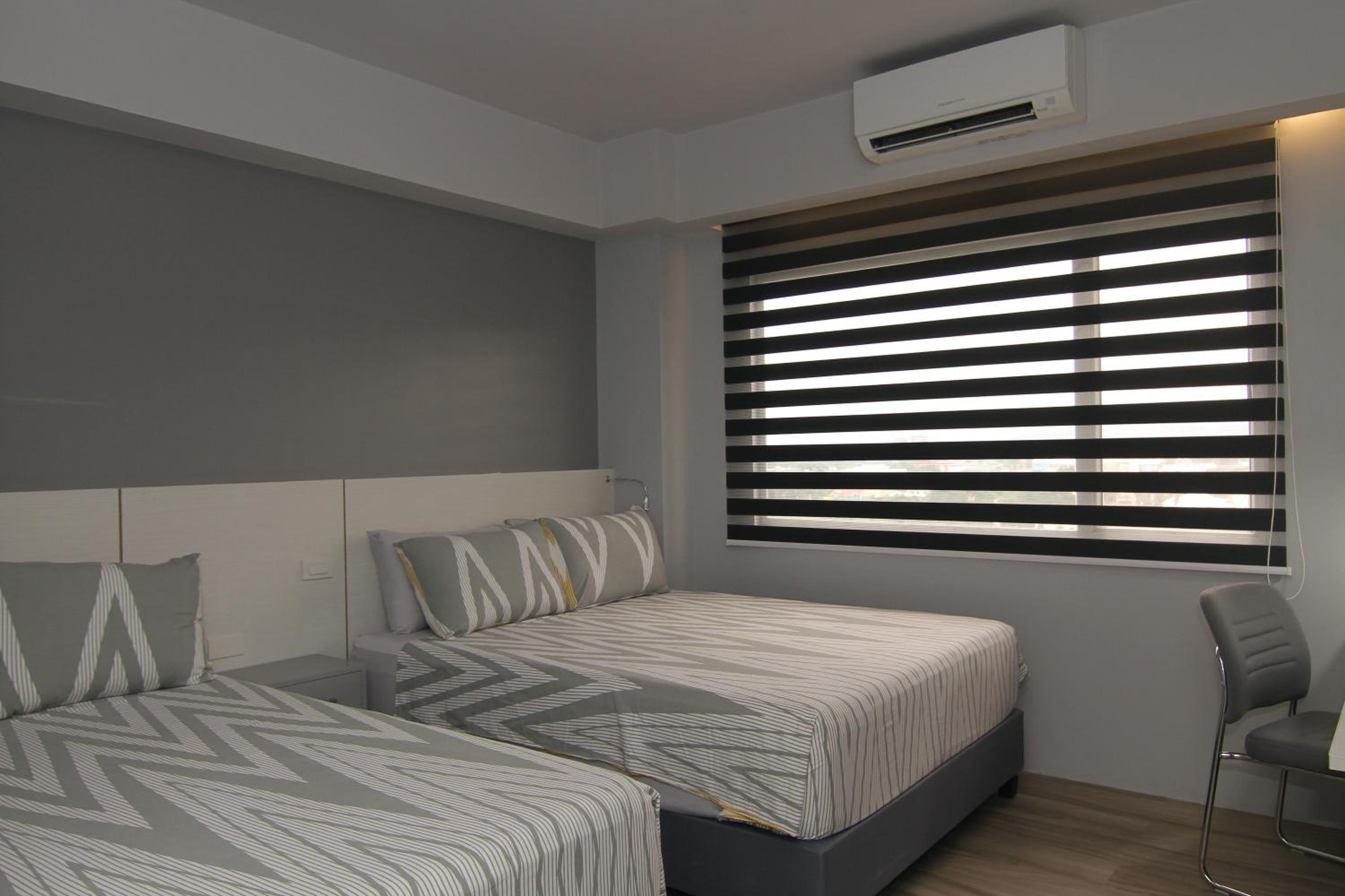 Luxe Suite photo 2