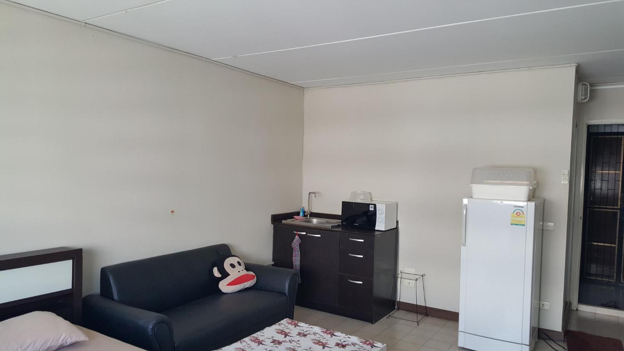 Apartment - Photo 2