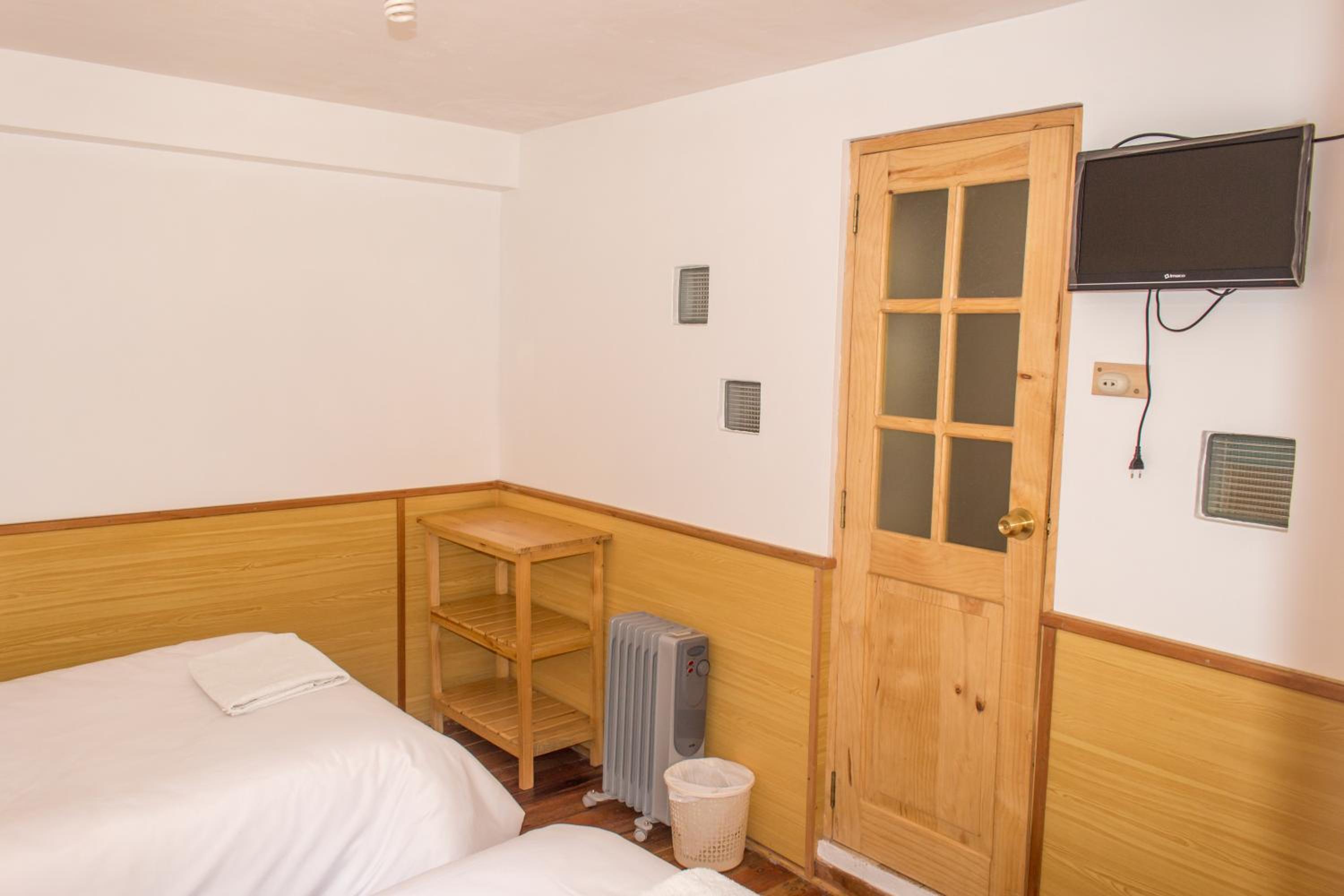 Standard Twin Room photo 2