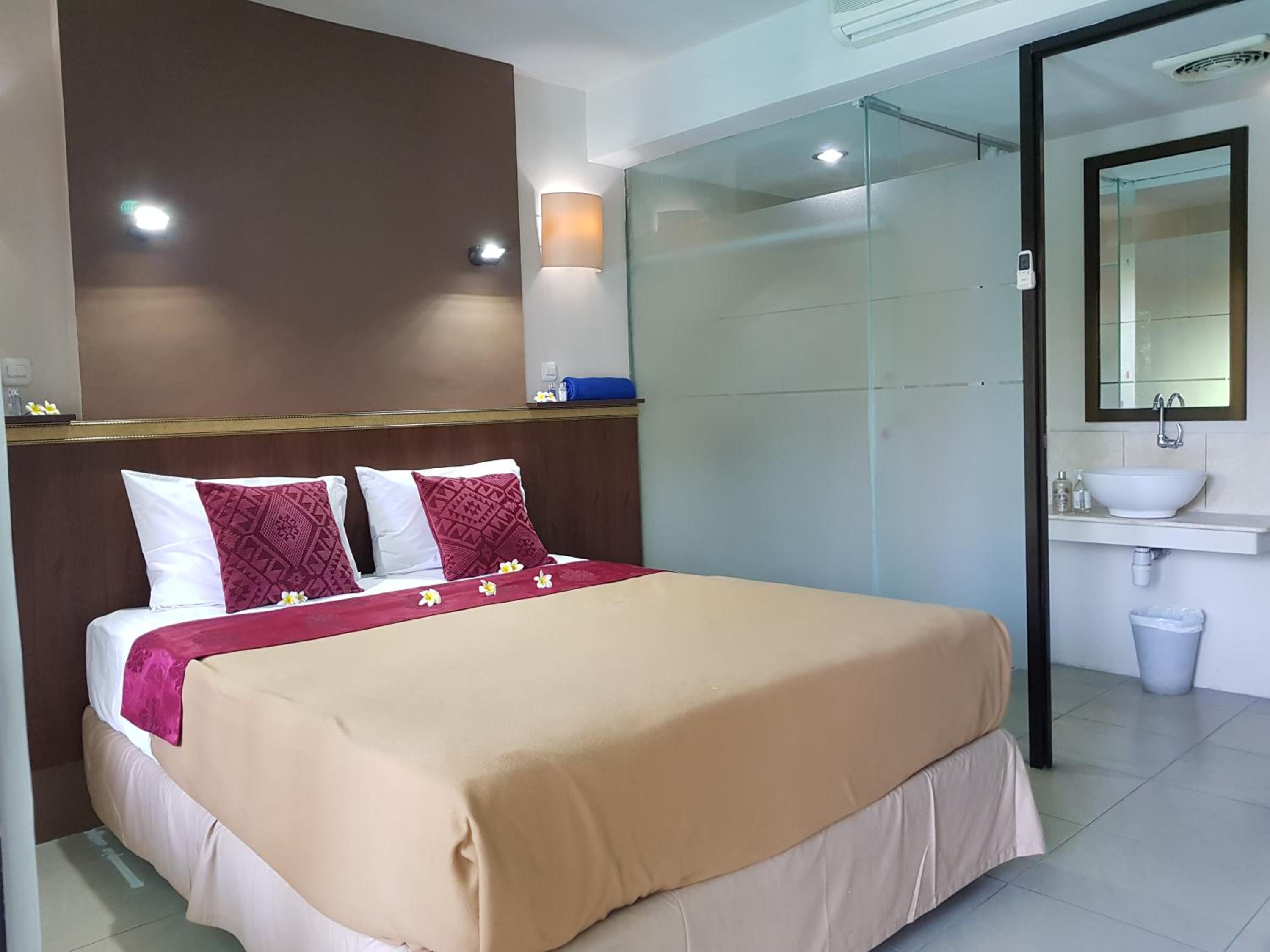 Deluxe Double or Twin Room photo 3