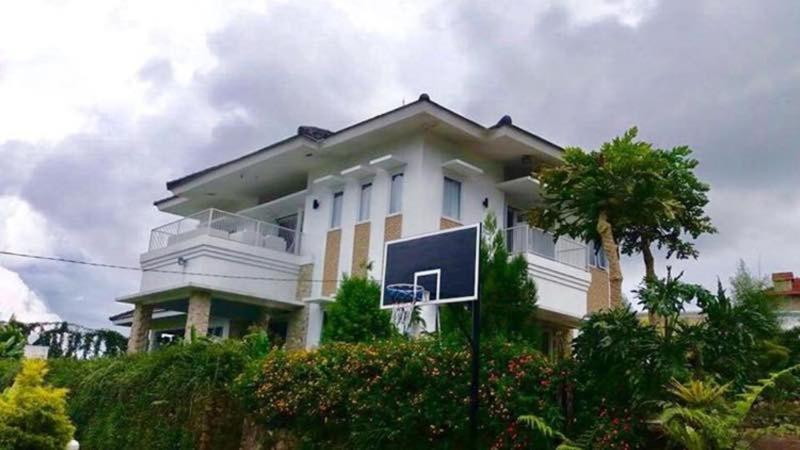 Villa with Private Pool - Photo 30