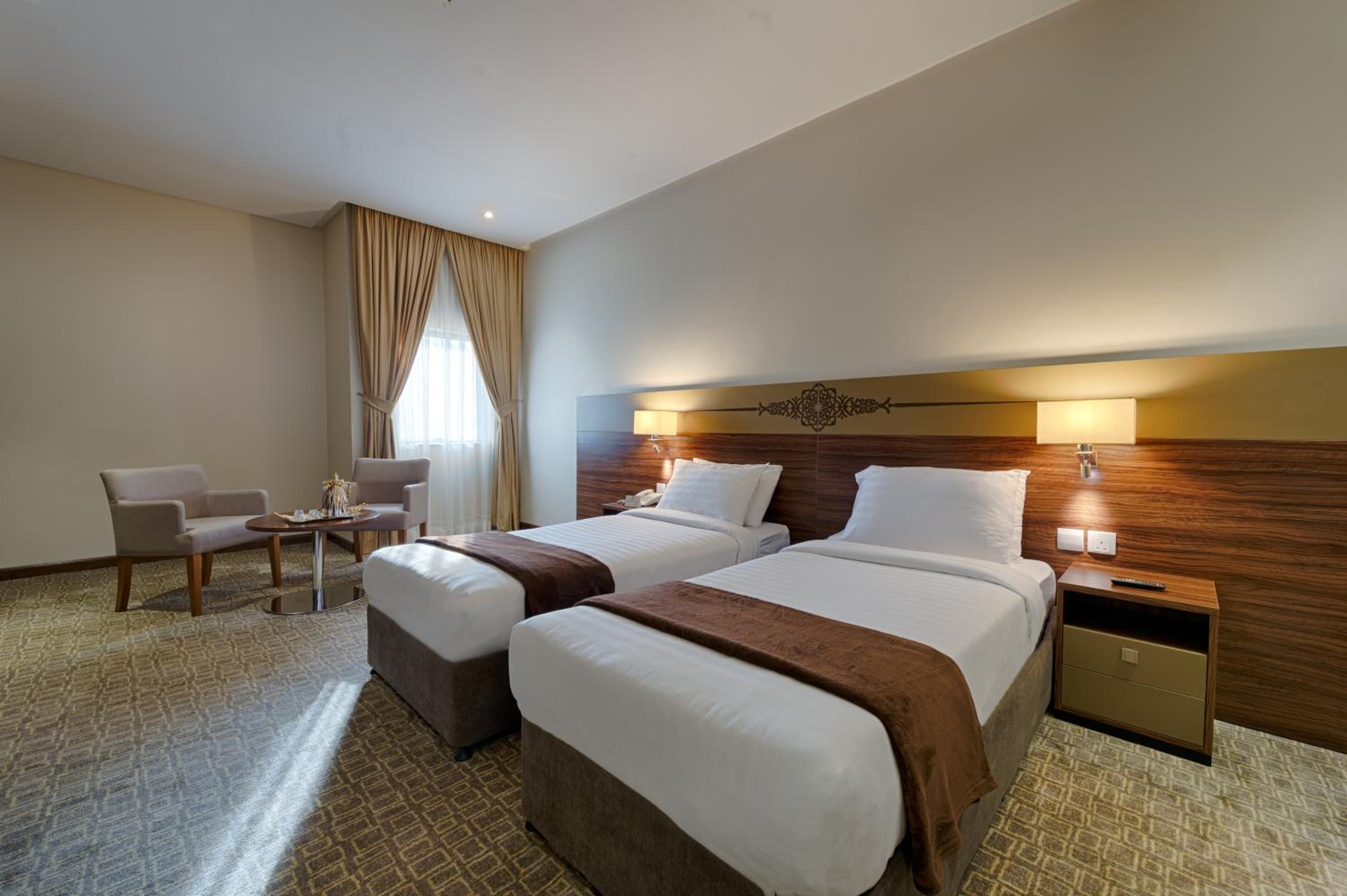 Twin Room with Private Bathroom photo 3