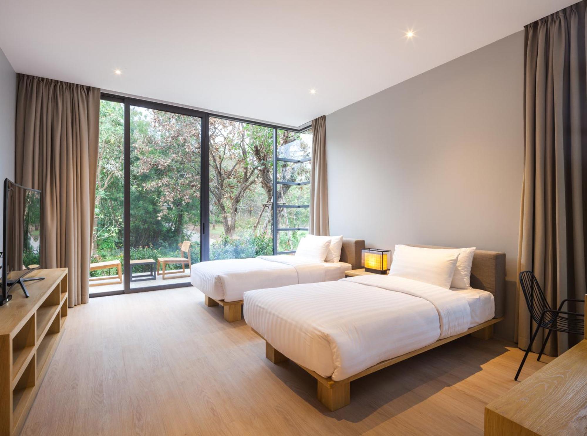Gliding Villa East (3 Bedroom)