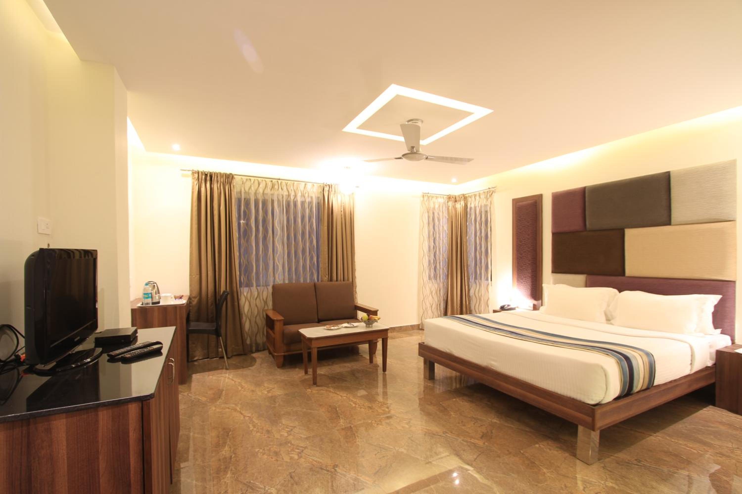 Deluxe Double Room photo 2