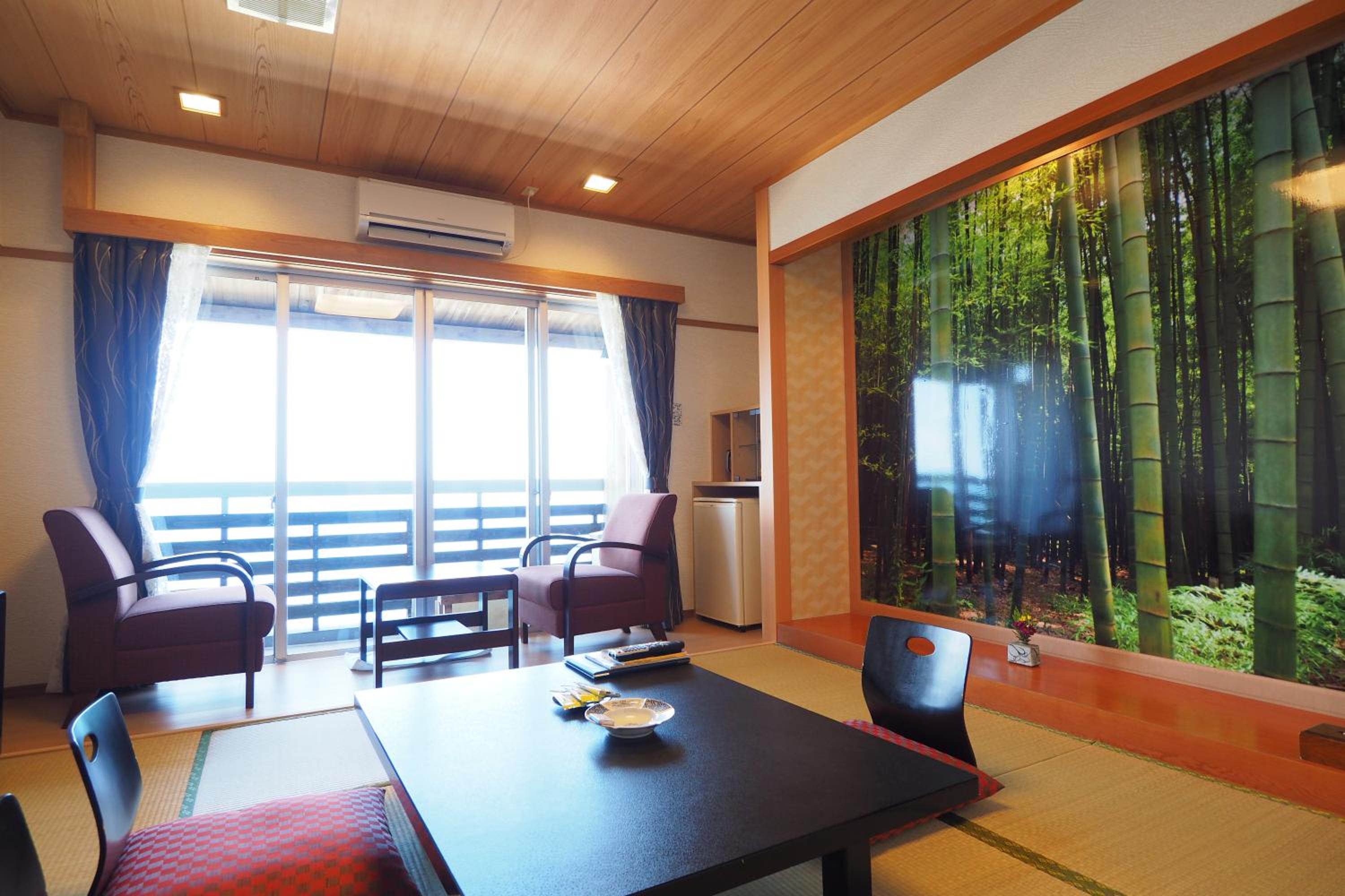 Japanese-Style Deluxe Room with Foot Bath and Sea View - Top Floor