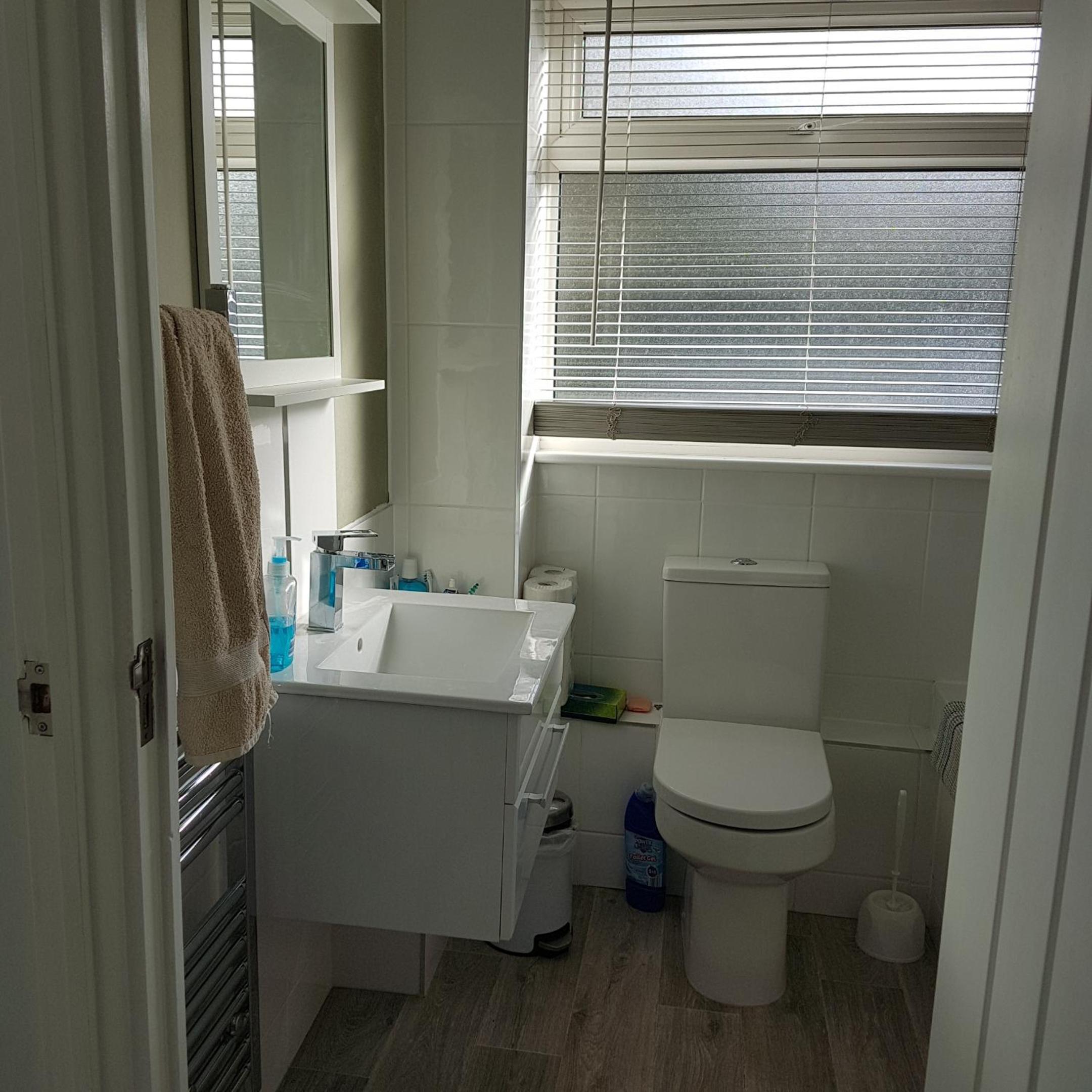 Double Room with Shared Bathroom photo 2