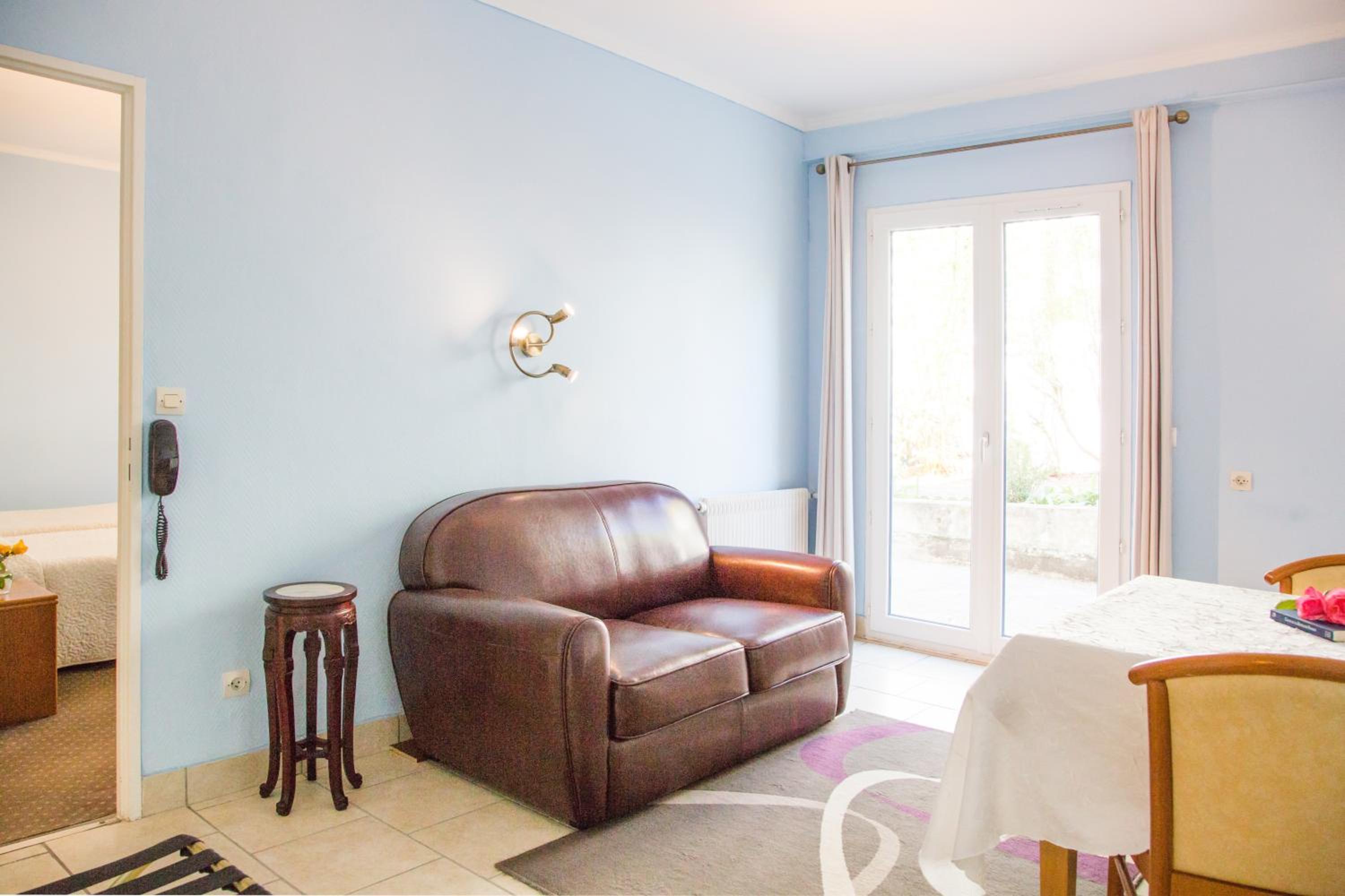 Triple Room - Photo 1