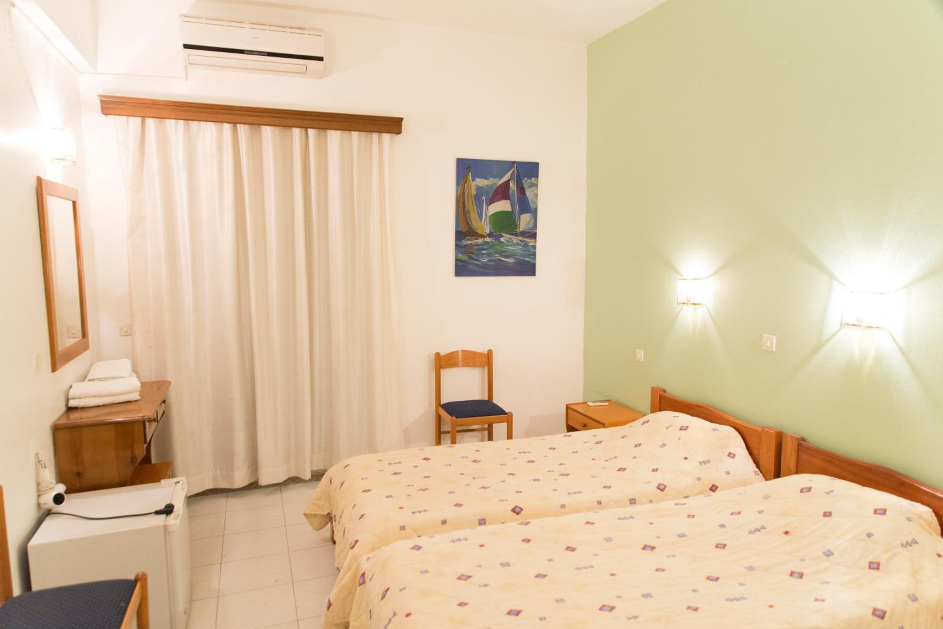 Double Room - Photo 1