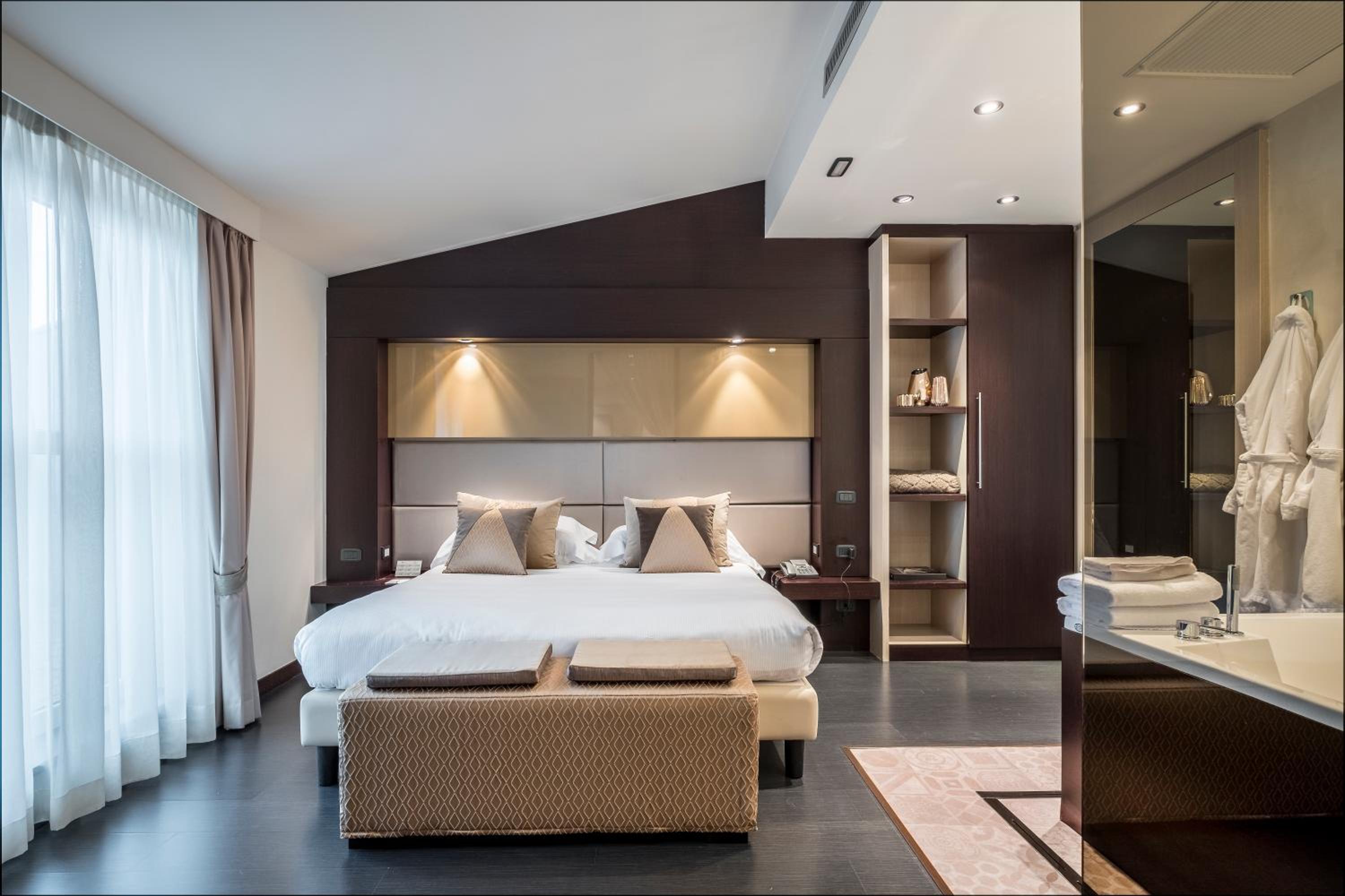 Prestige Suite - Photo 4