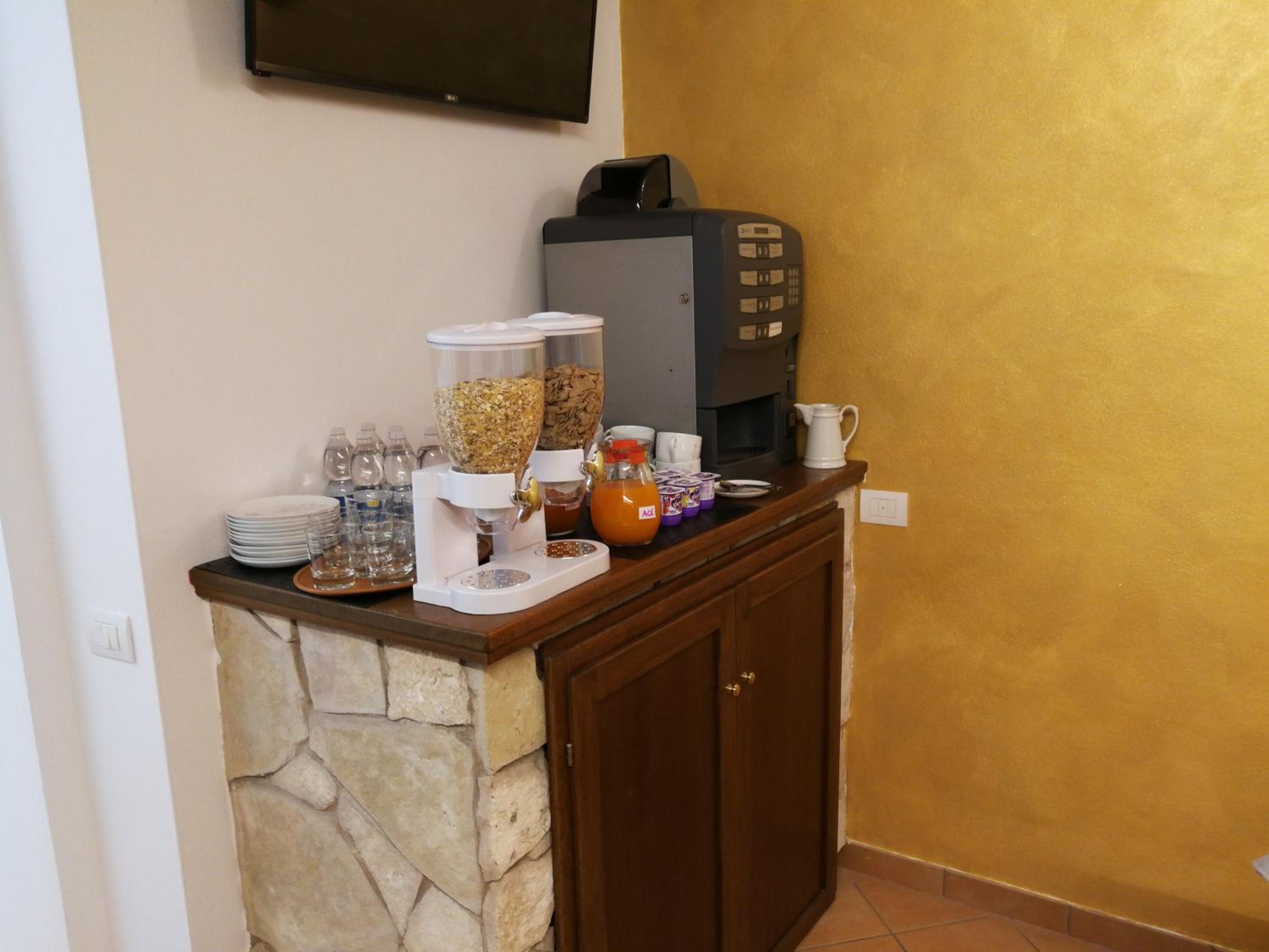Triple Room - Photo 16