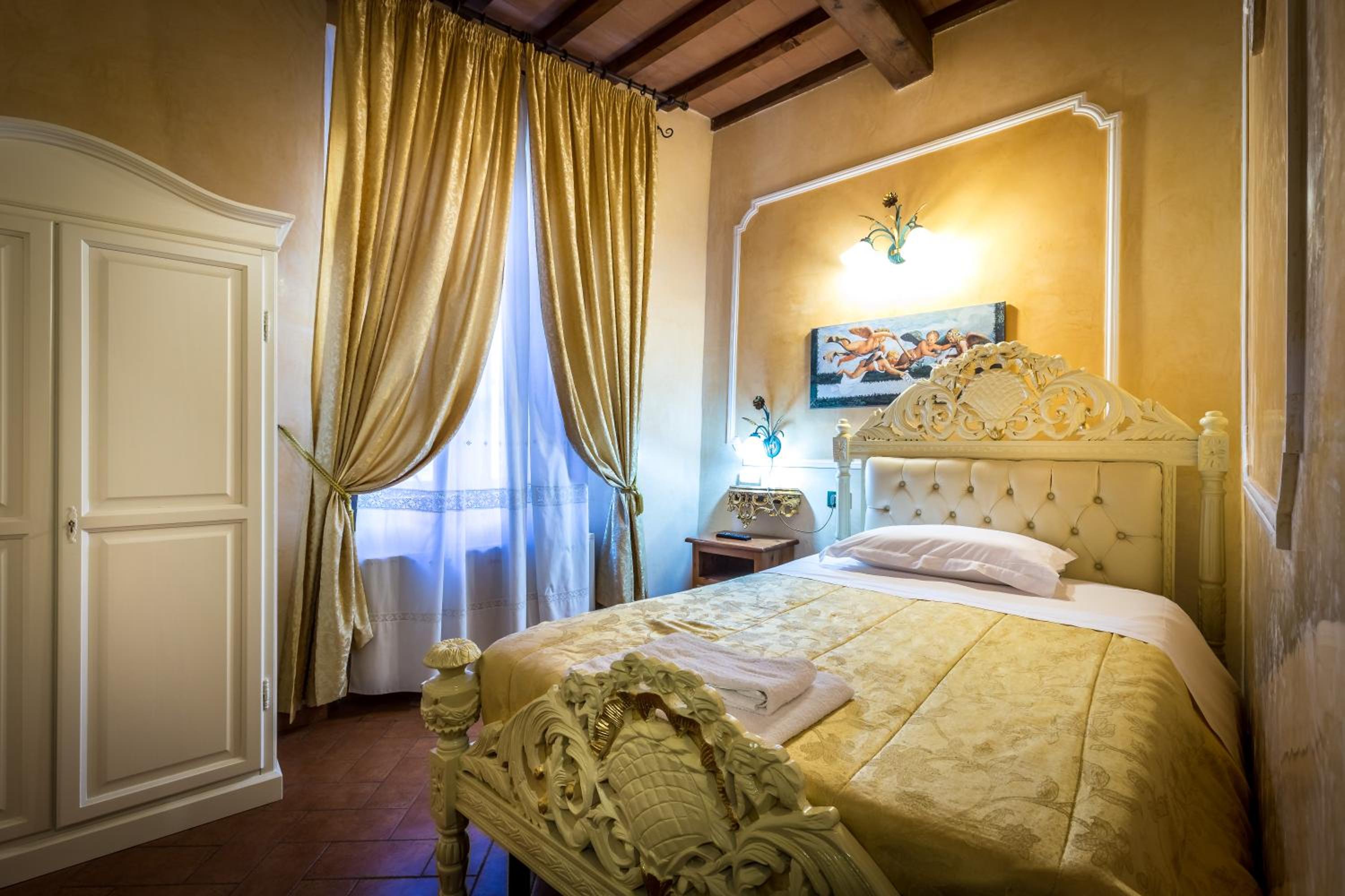 Deluxe Single Room photo 3