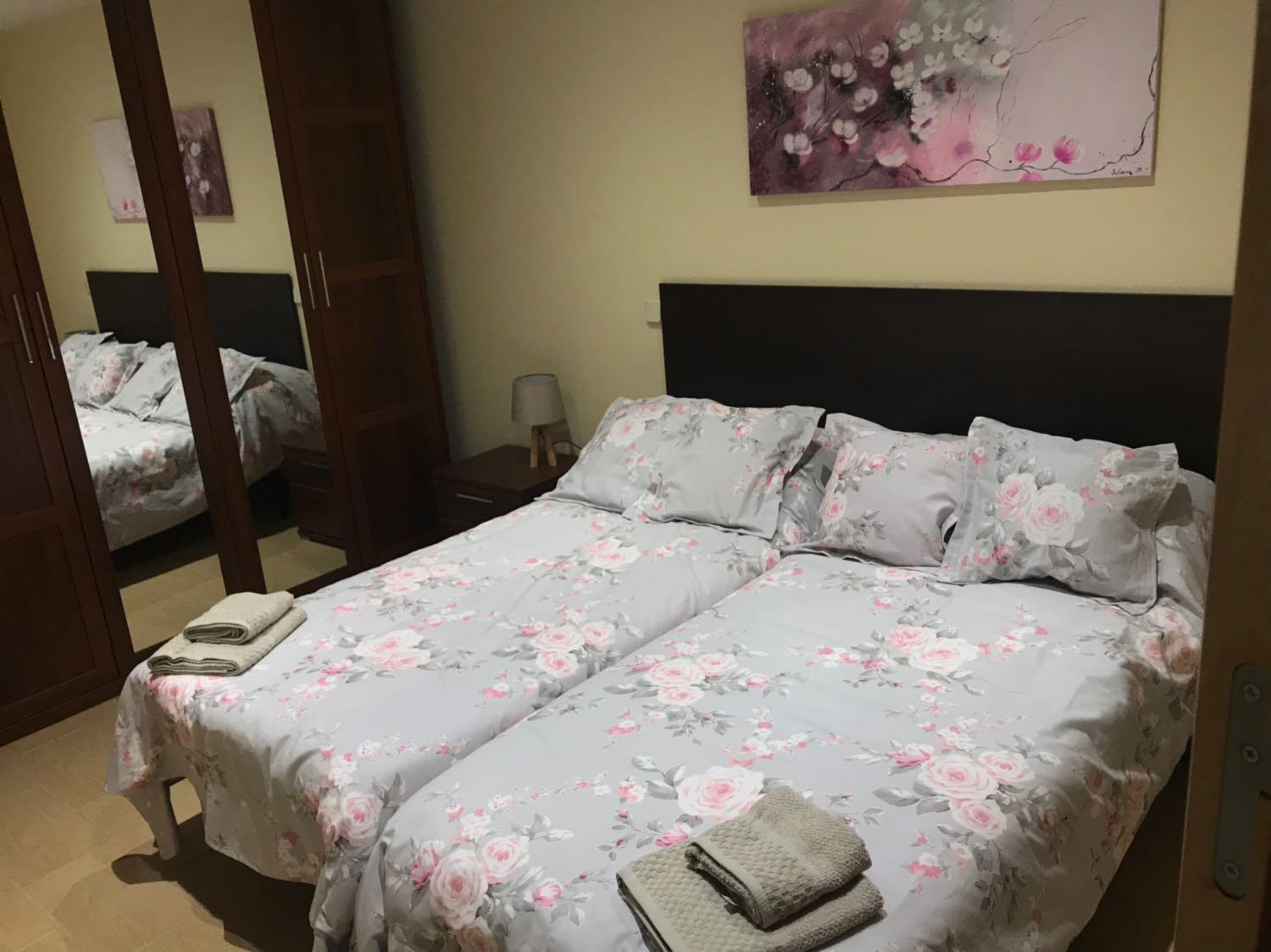 Apartamento con Balcón