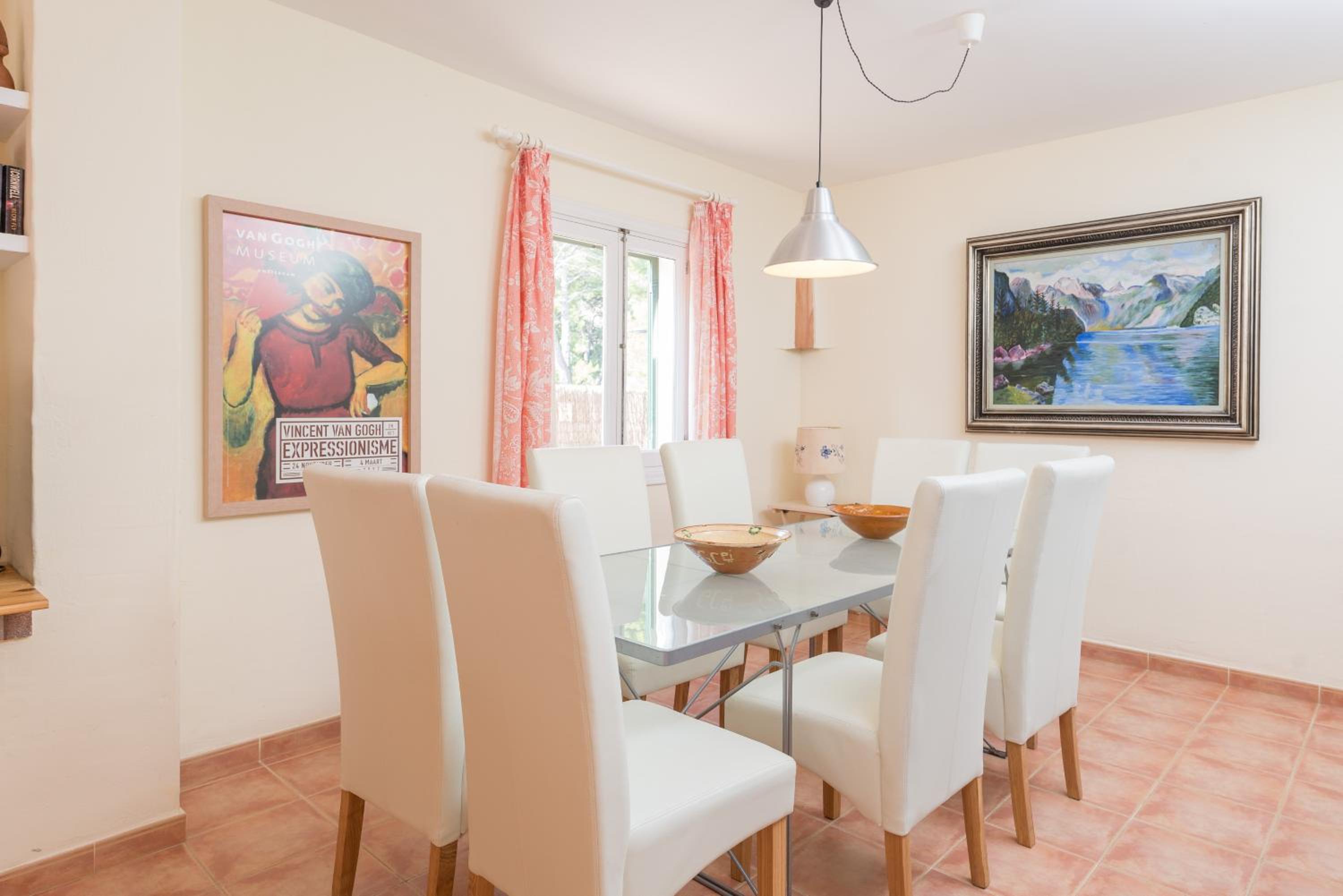 Villa photo 3