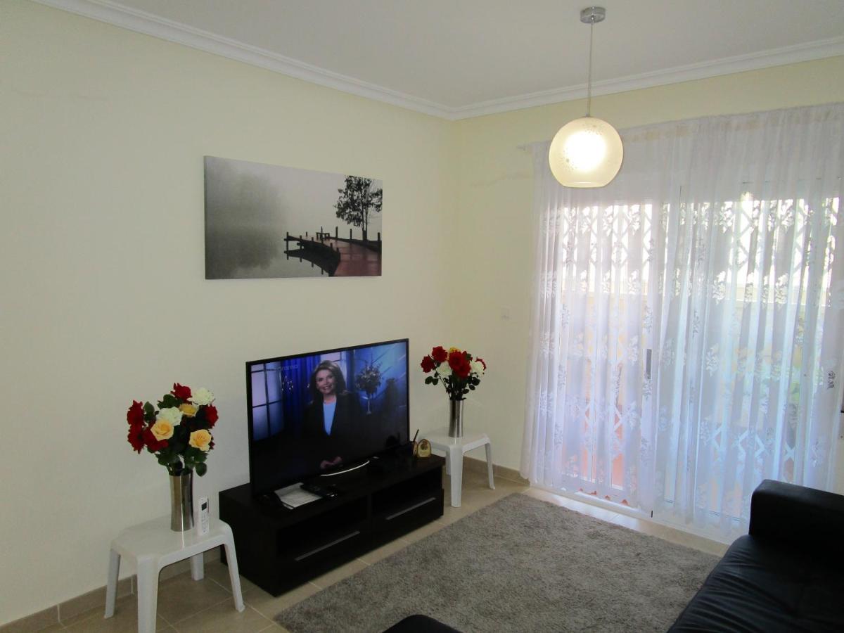 Two-Bedroom Apartment photo 2