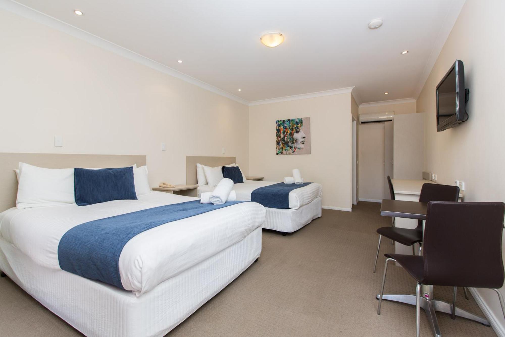 Deluxe Twin Suite photo 2