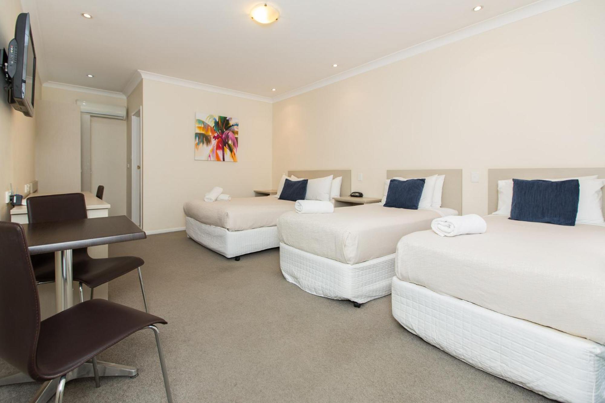Deluxe Twin Suite photo 3