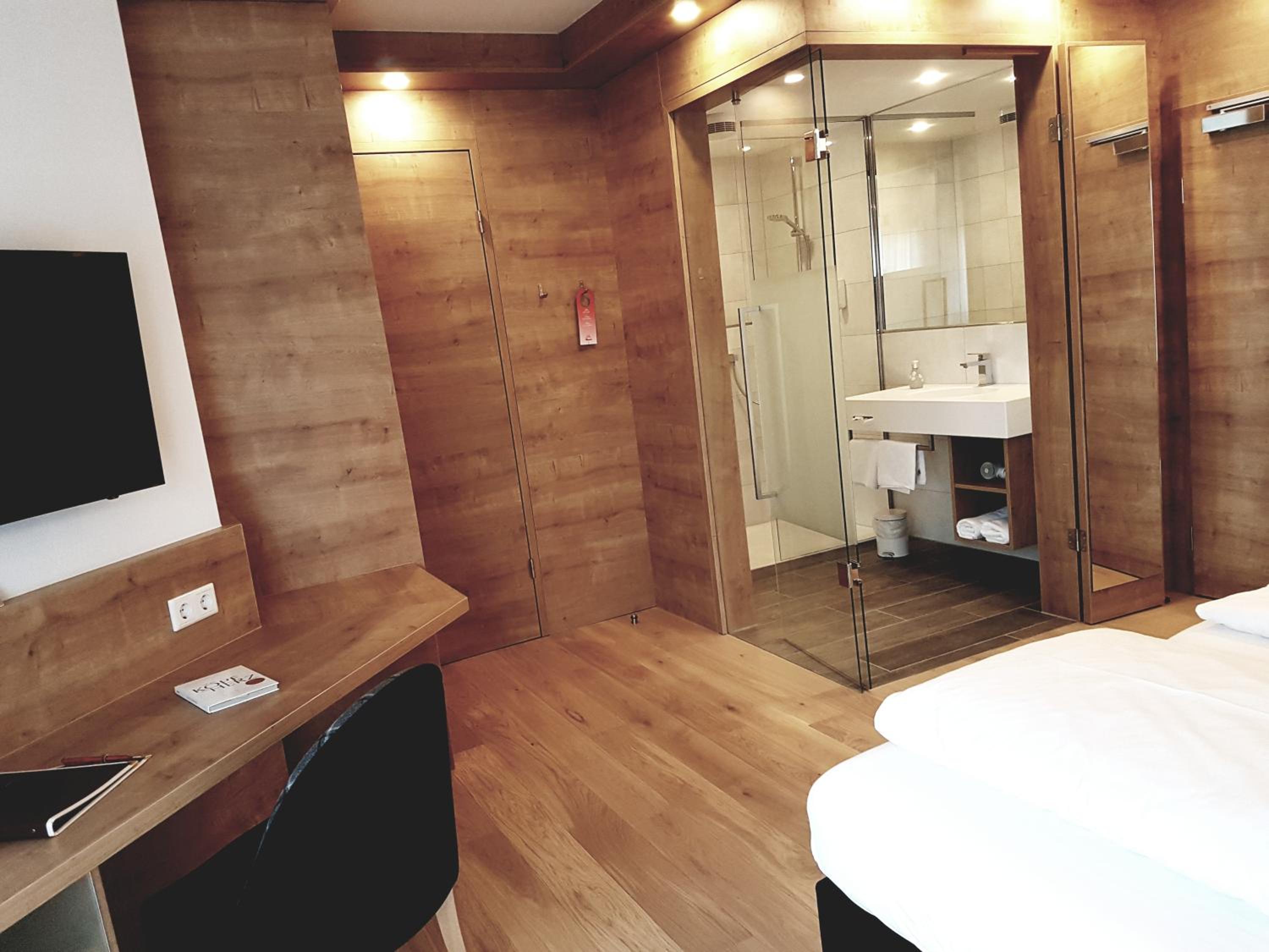 Double Room - Photo 2