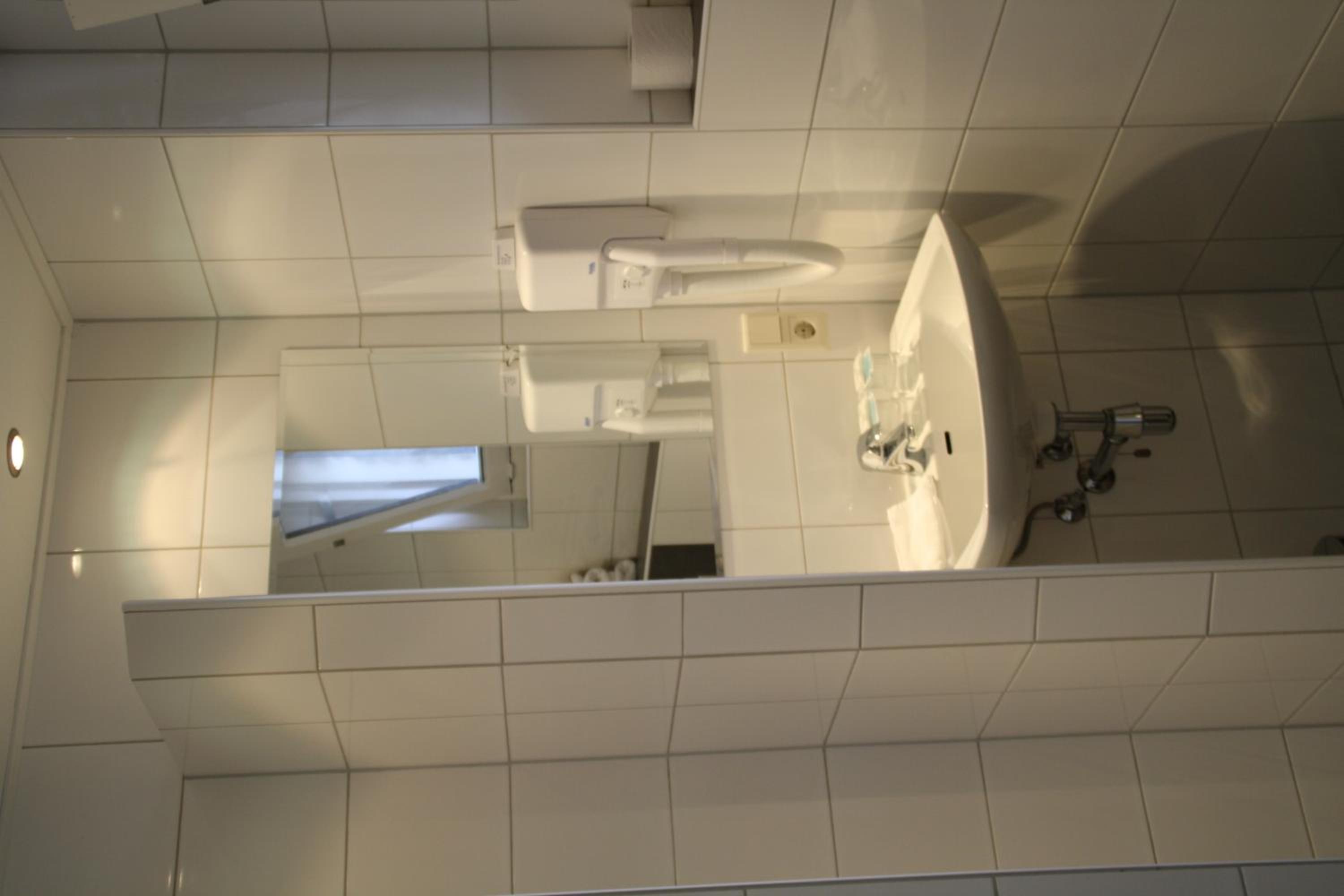 Standard Twin Room photo 2