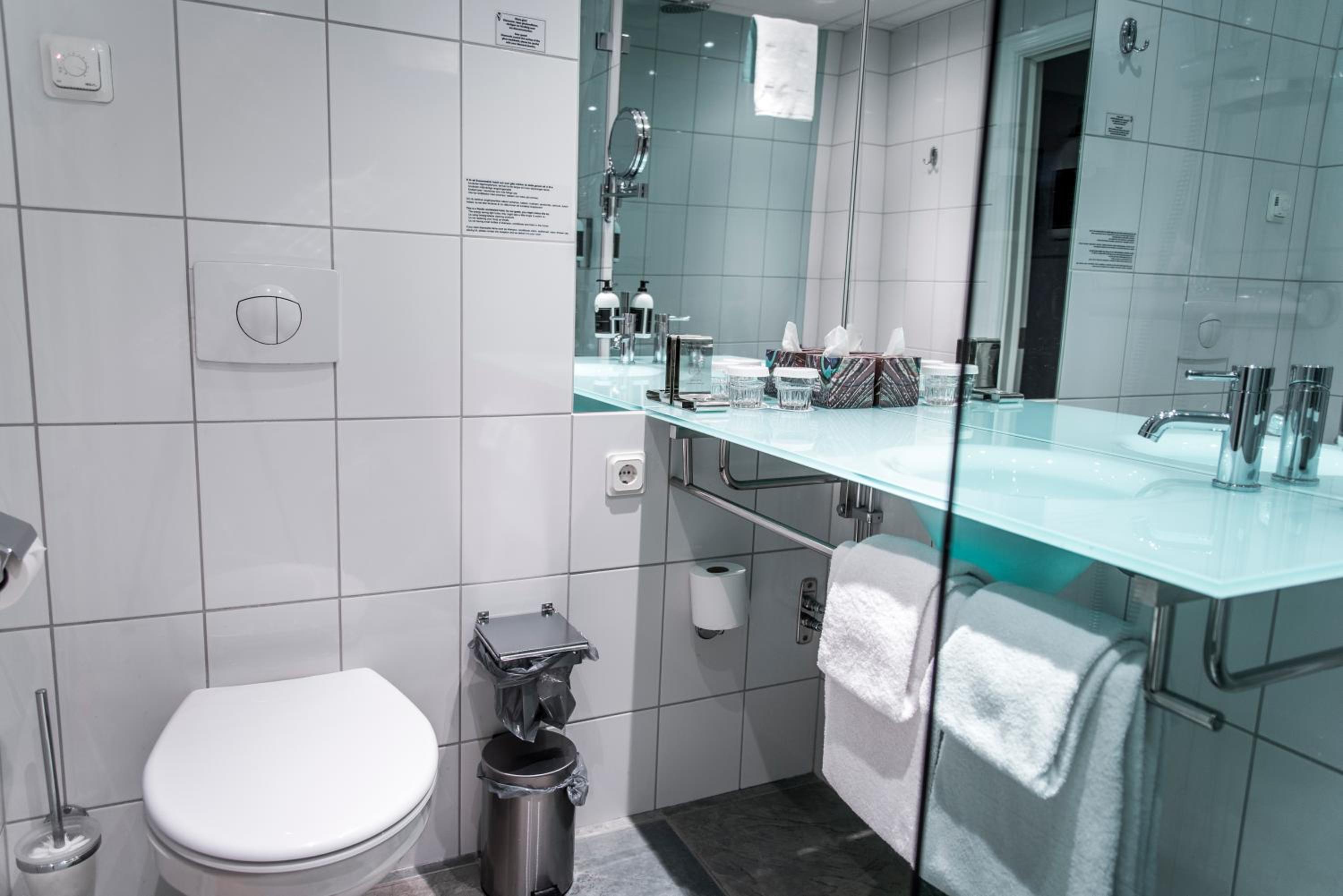 Standard Twin Room - Spa not included photo 3