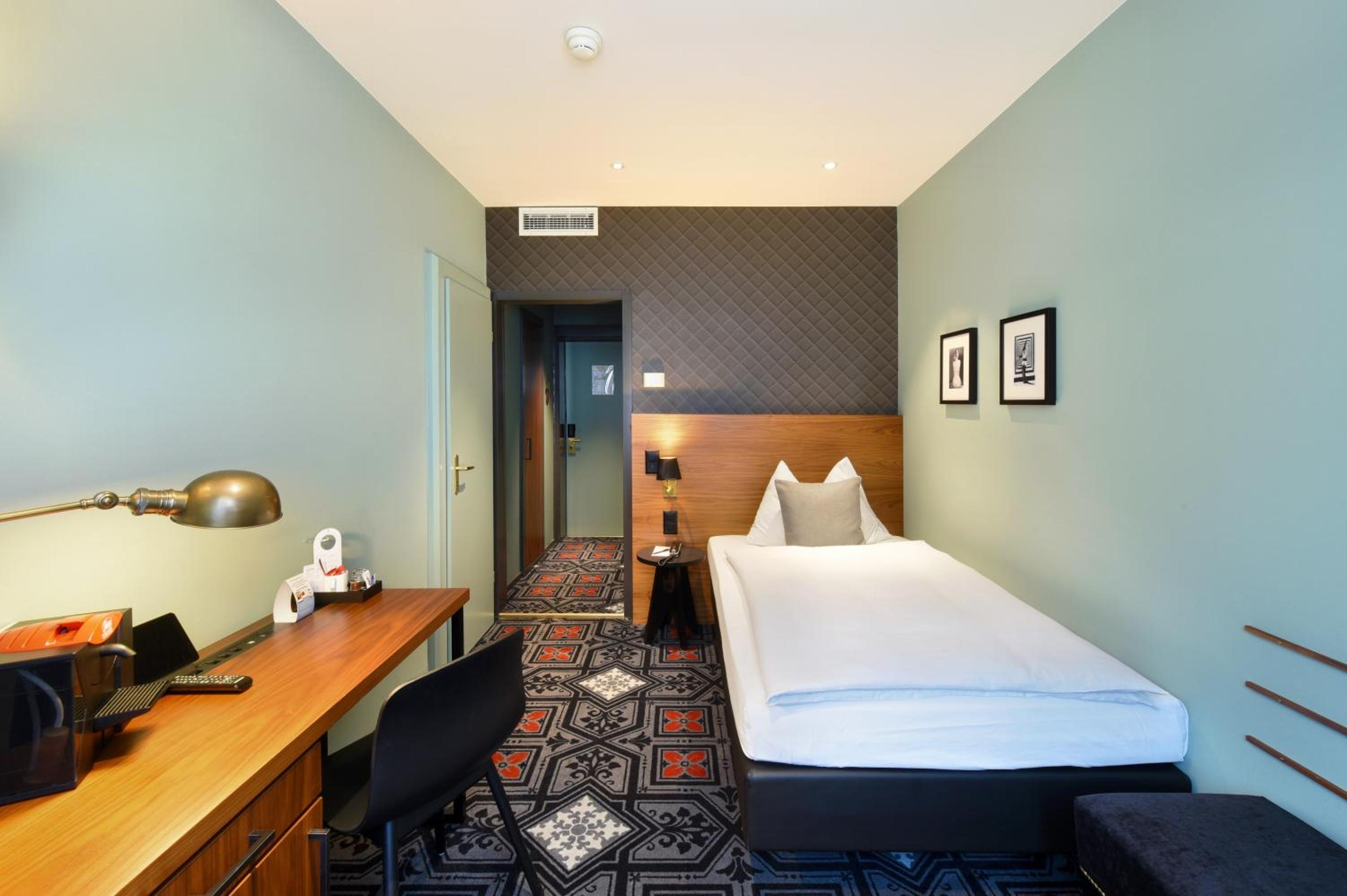 Business Single Room