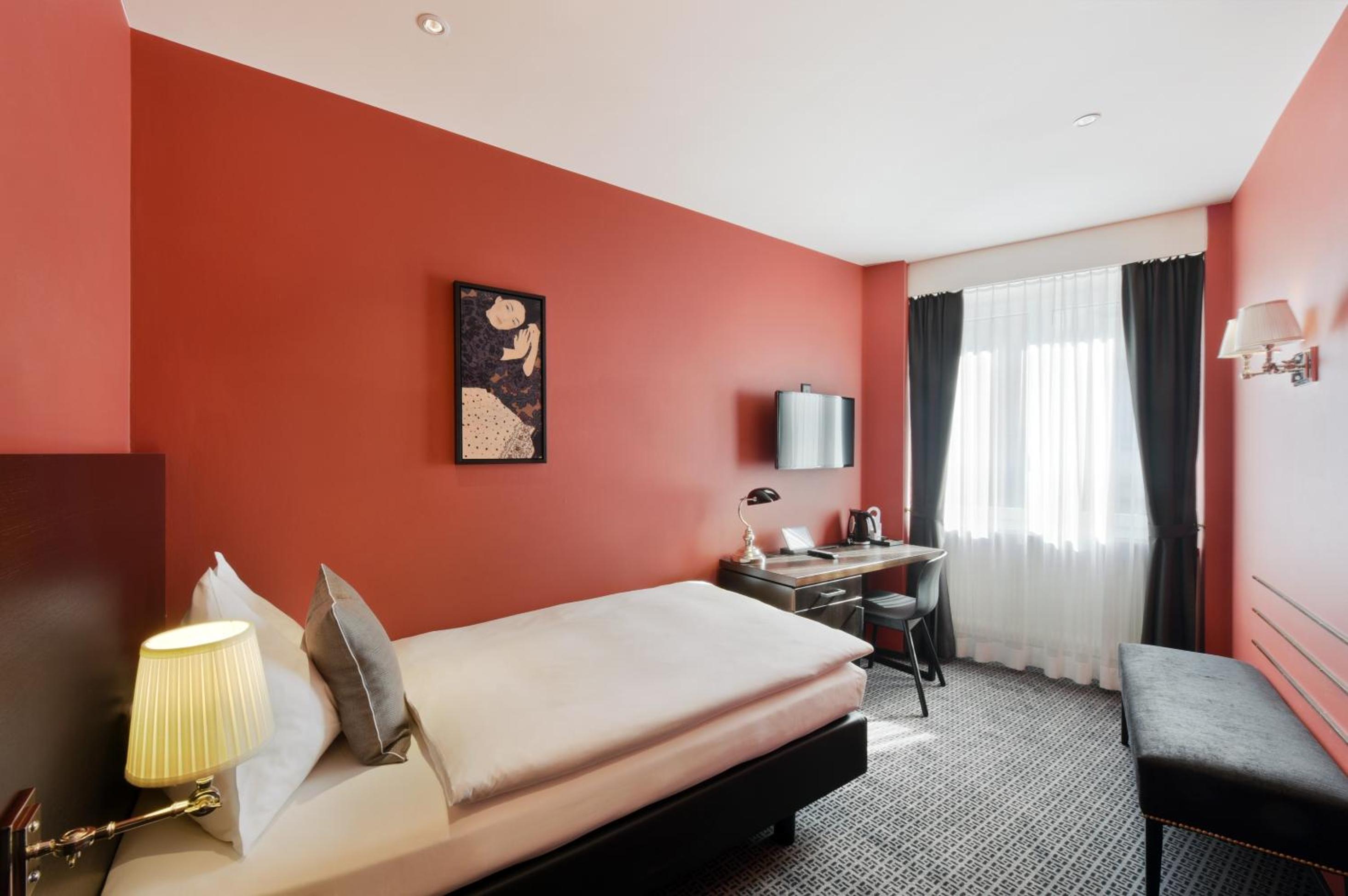 Economy Single Room