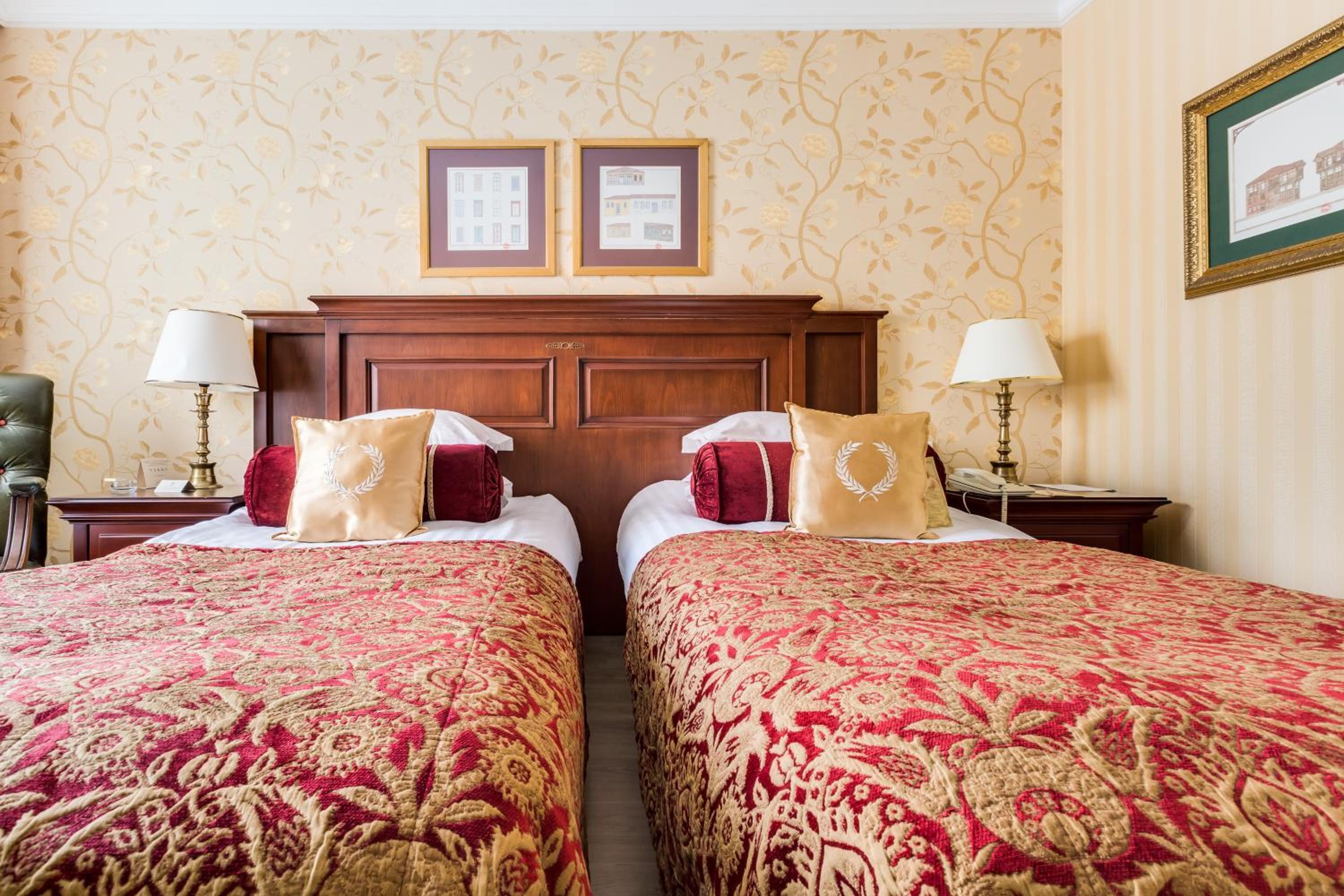 Standard Twin Room - Photo 2