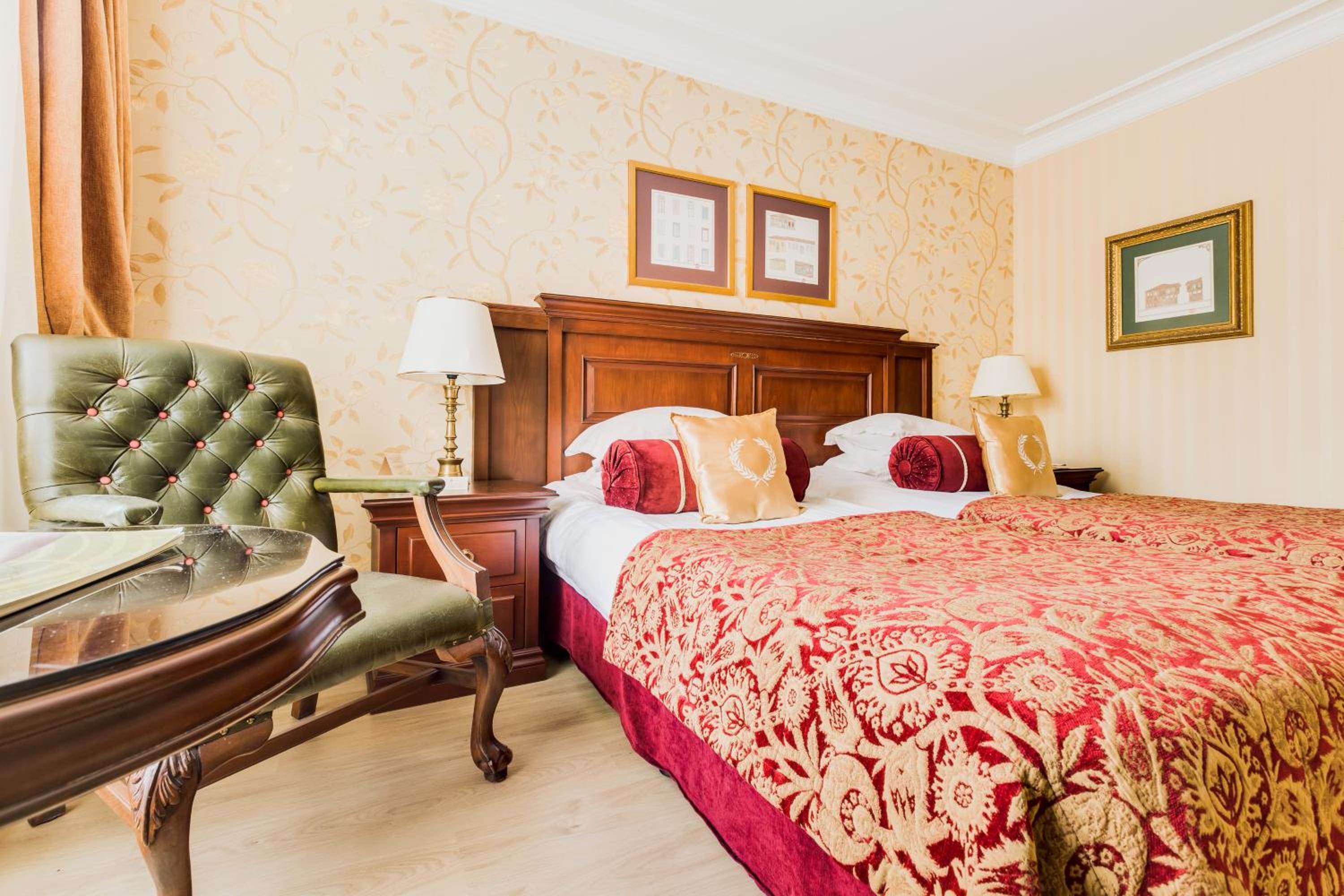 Standard Twin Room - Photo 14