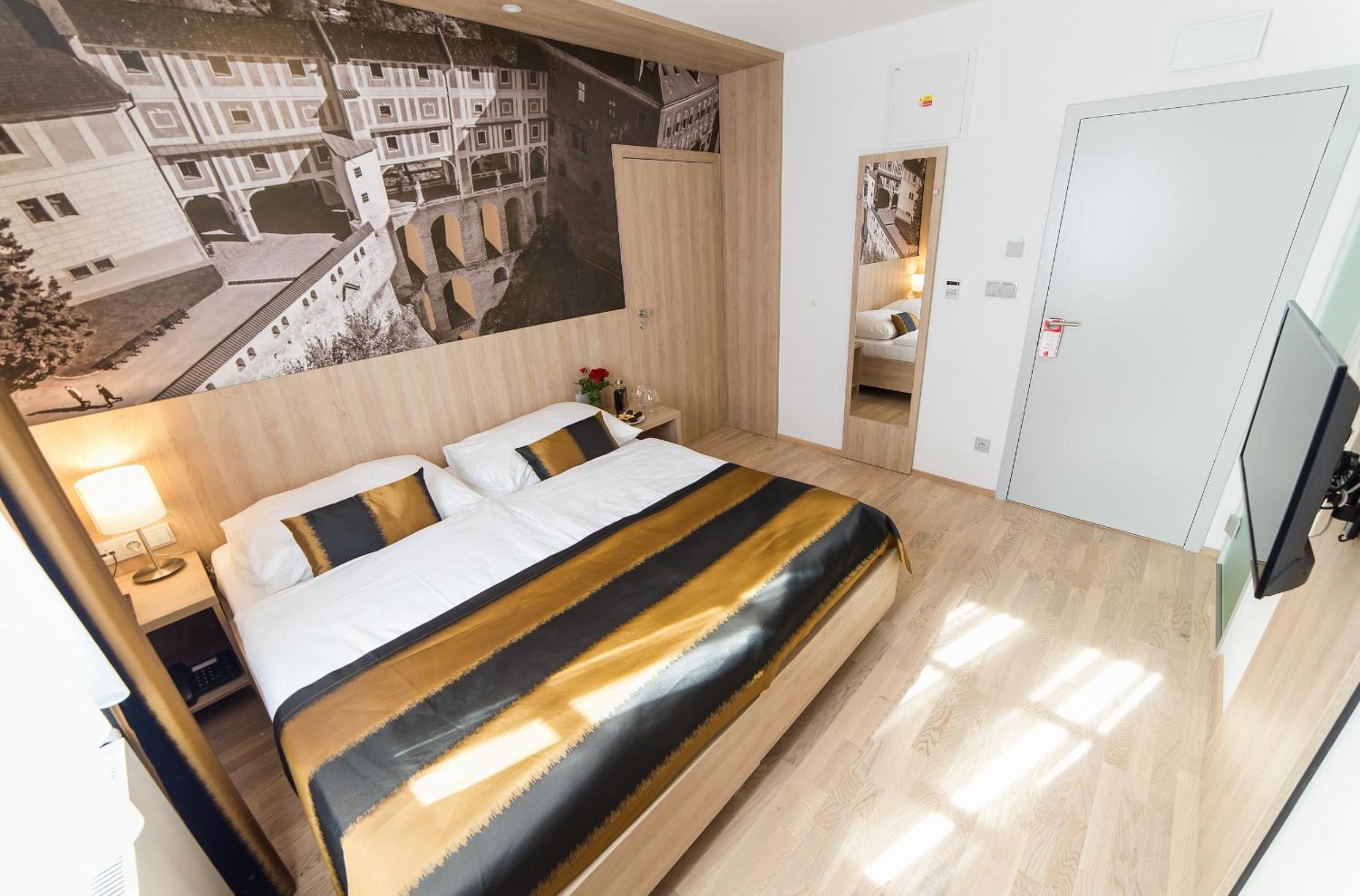 Standard Double or Twin Room - Photo 2