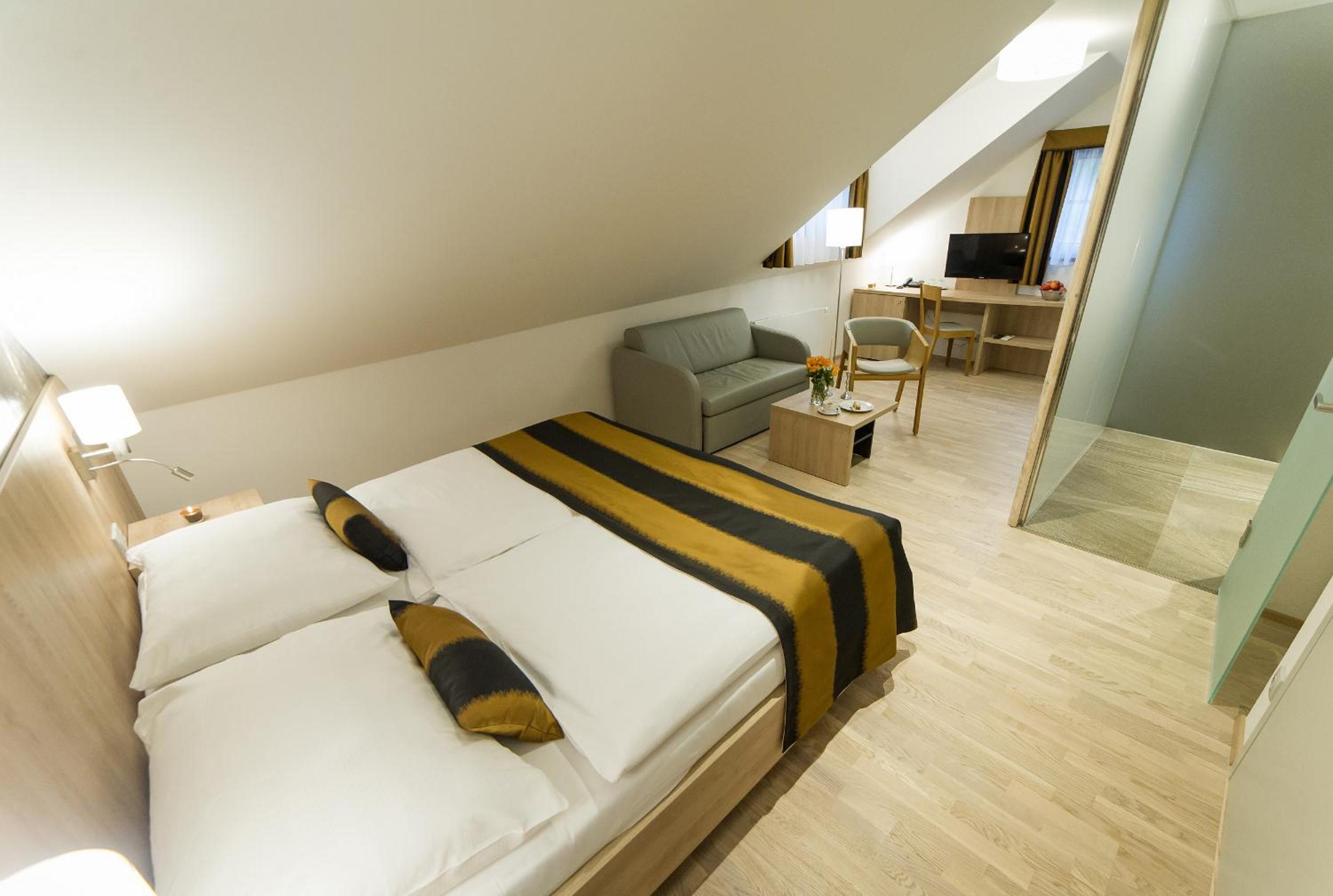 Suite with River View - Photo 1