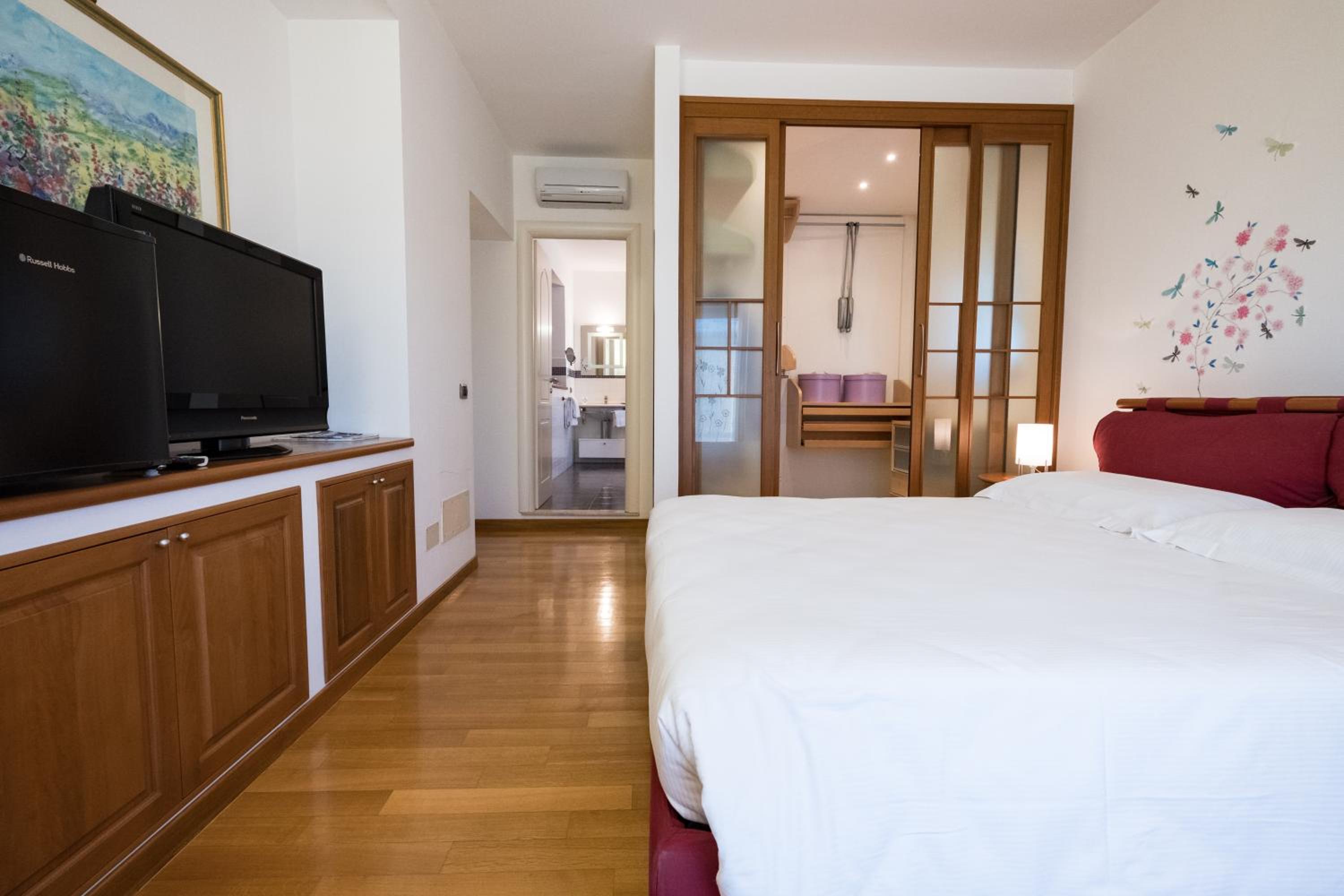 Double Room with Terrace photo 2