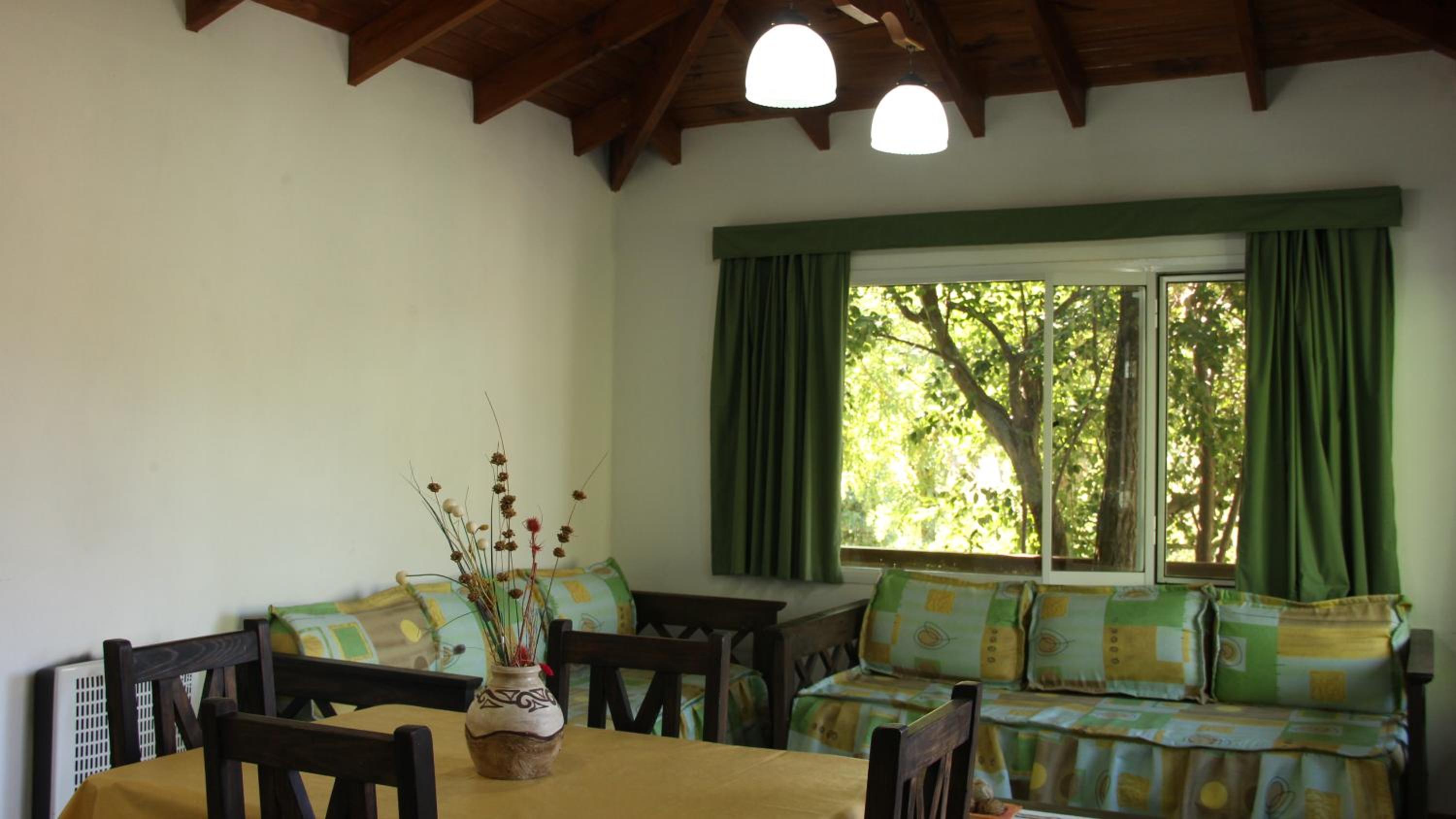 Deluxe Bungalow with Garden View photo 2