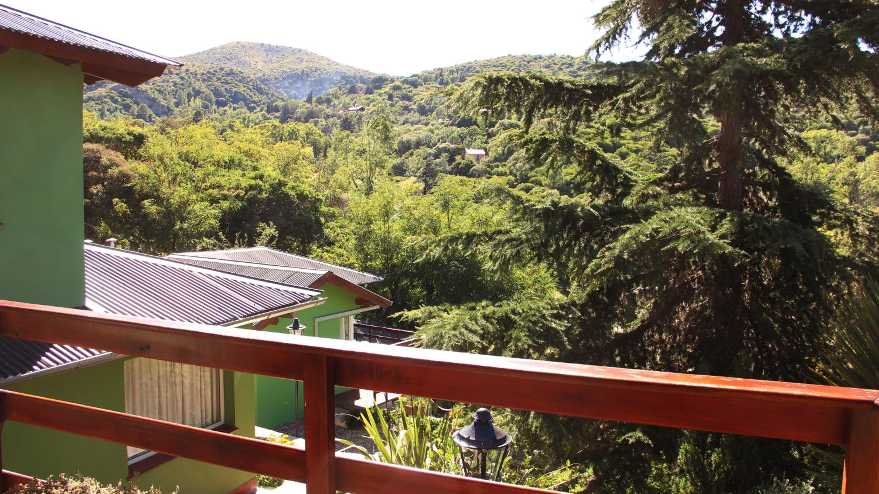 Deluxe Bungalow with Garden View photo 3