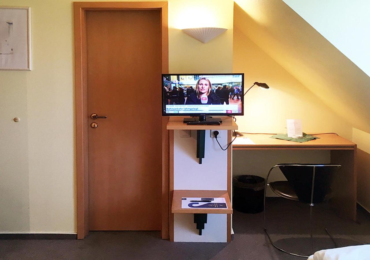 Double Room - Photo 4