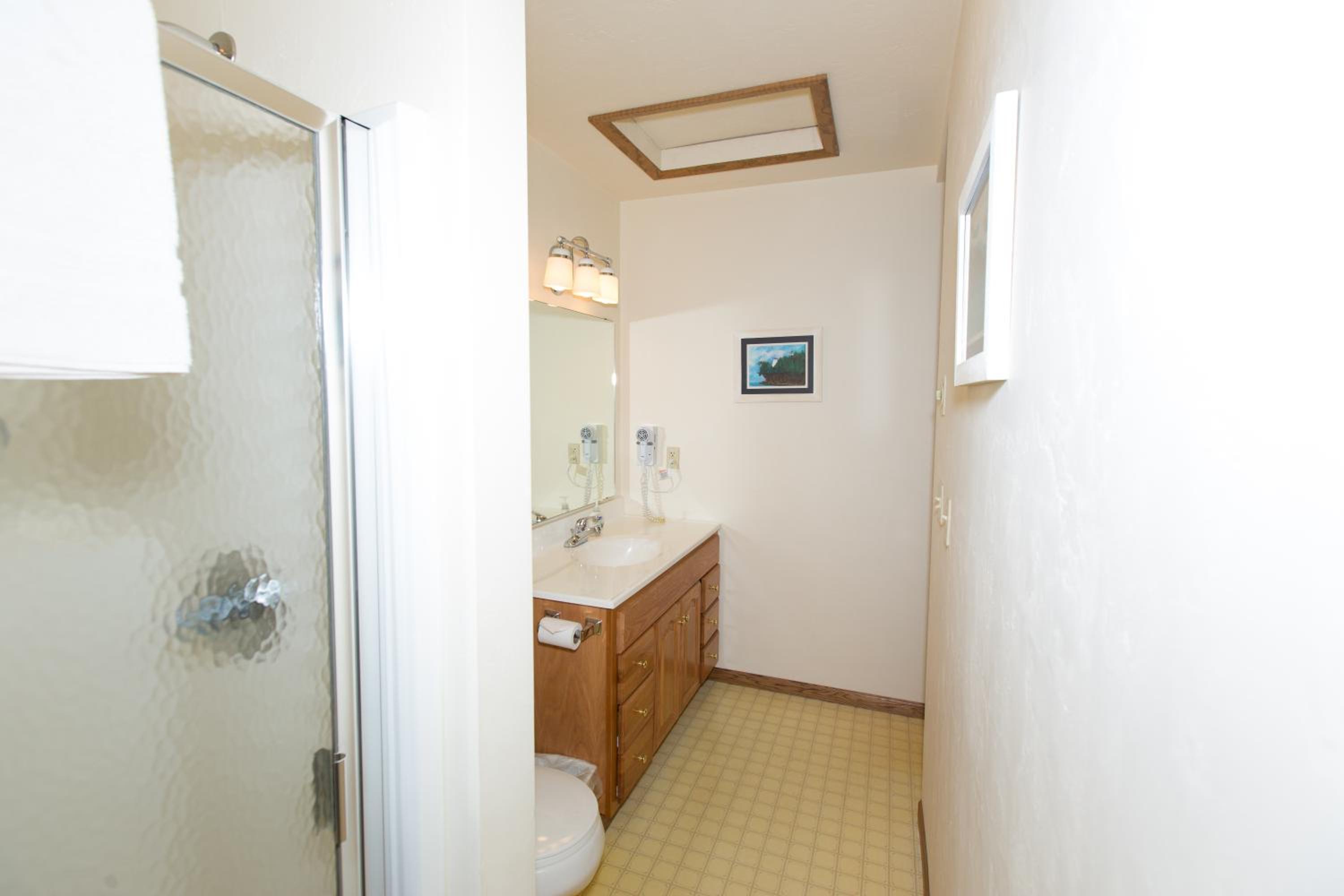 Spinnaker Loft with Two Bathrooms photo 3
