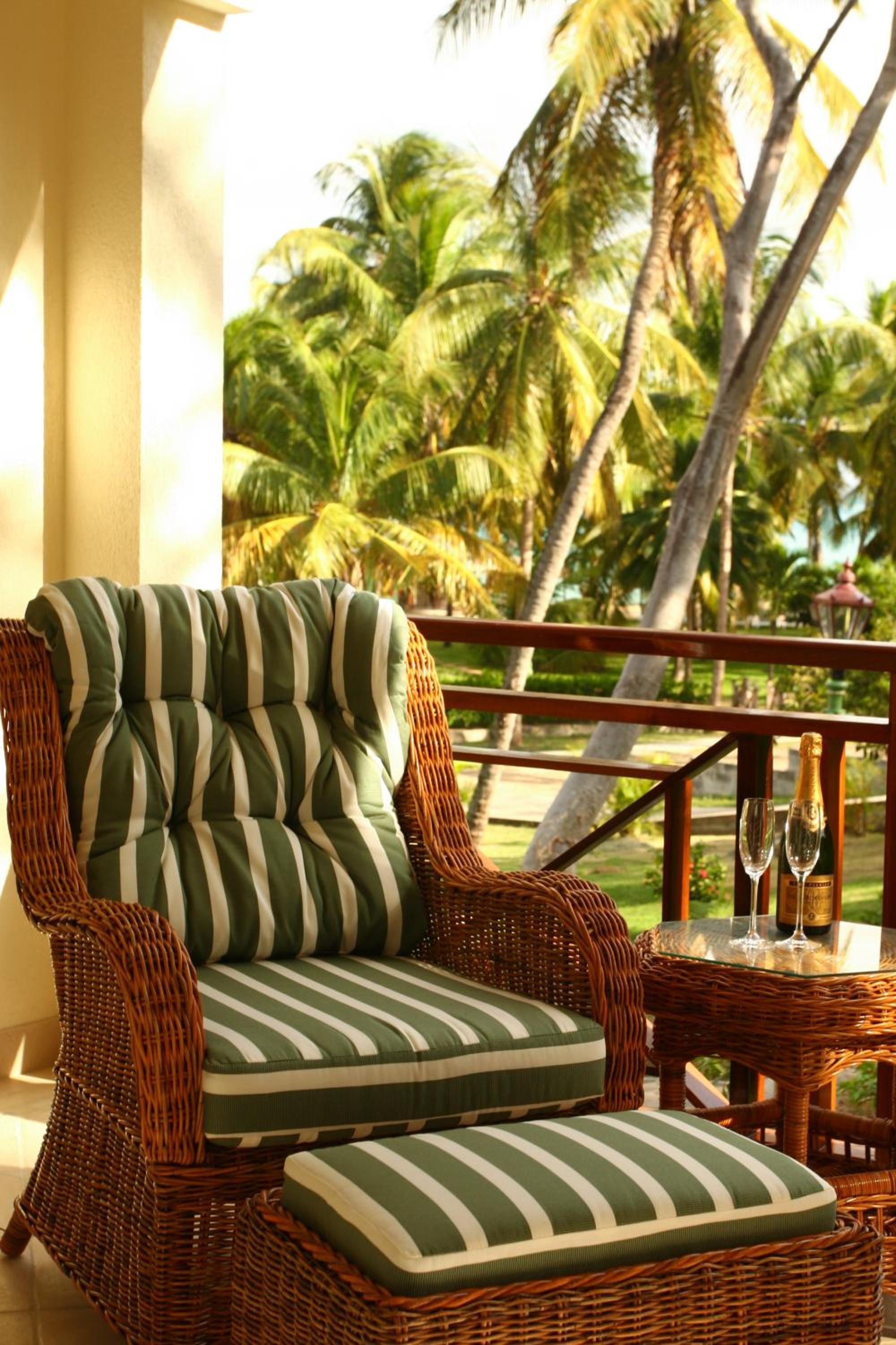 Balcony & Terrace