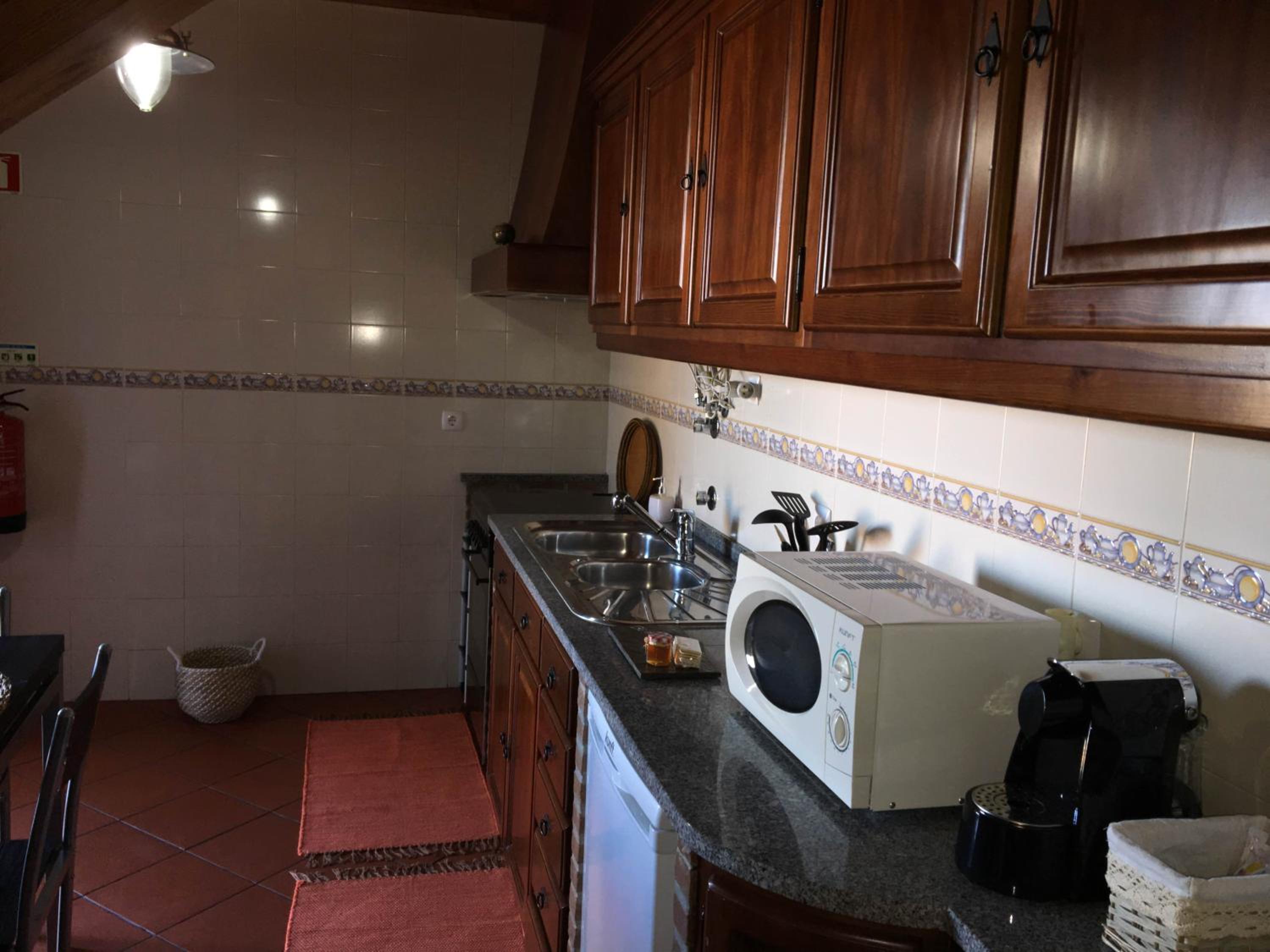 One-Bedroom House - Photo 10