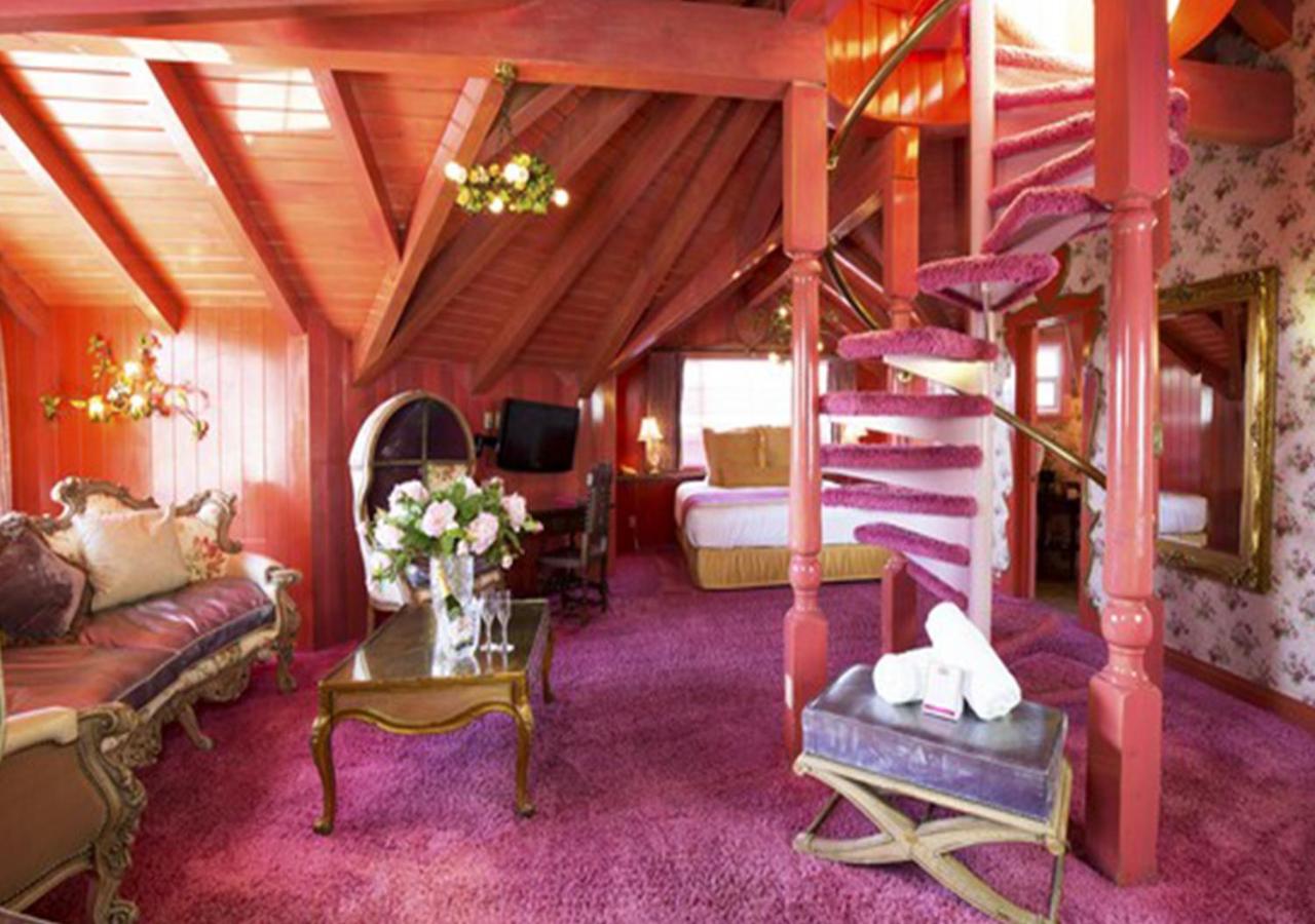 Love Nest