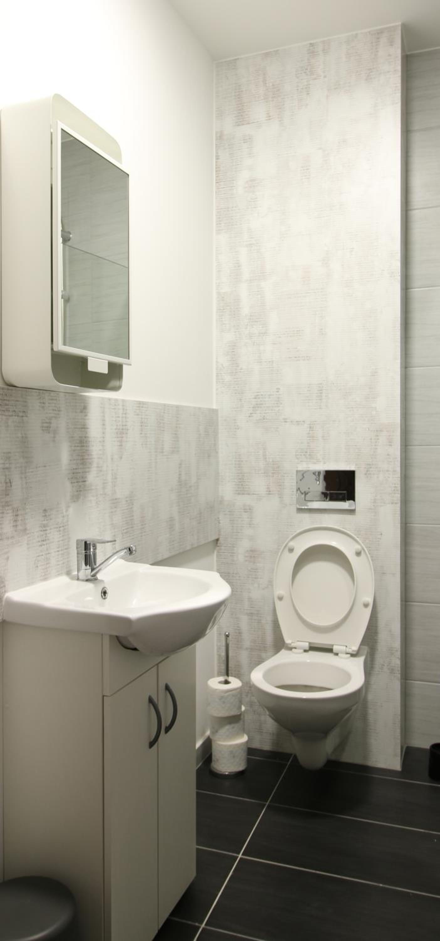 Twin Room - Photo 13