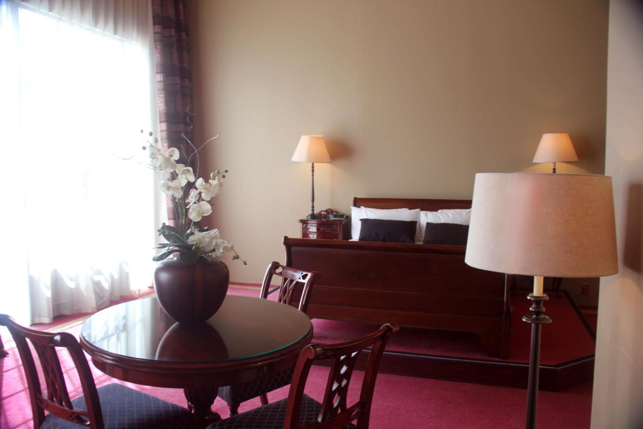Suite with Terrace - Photo 2