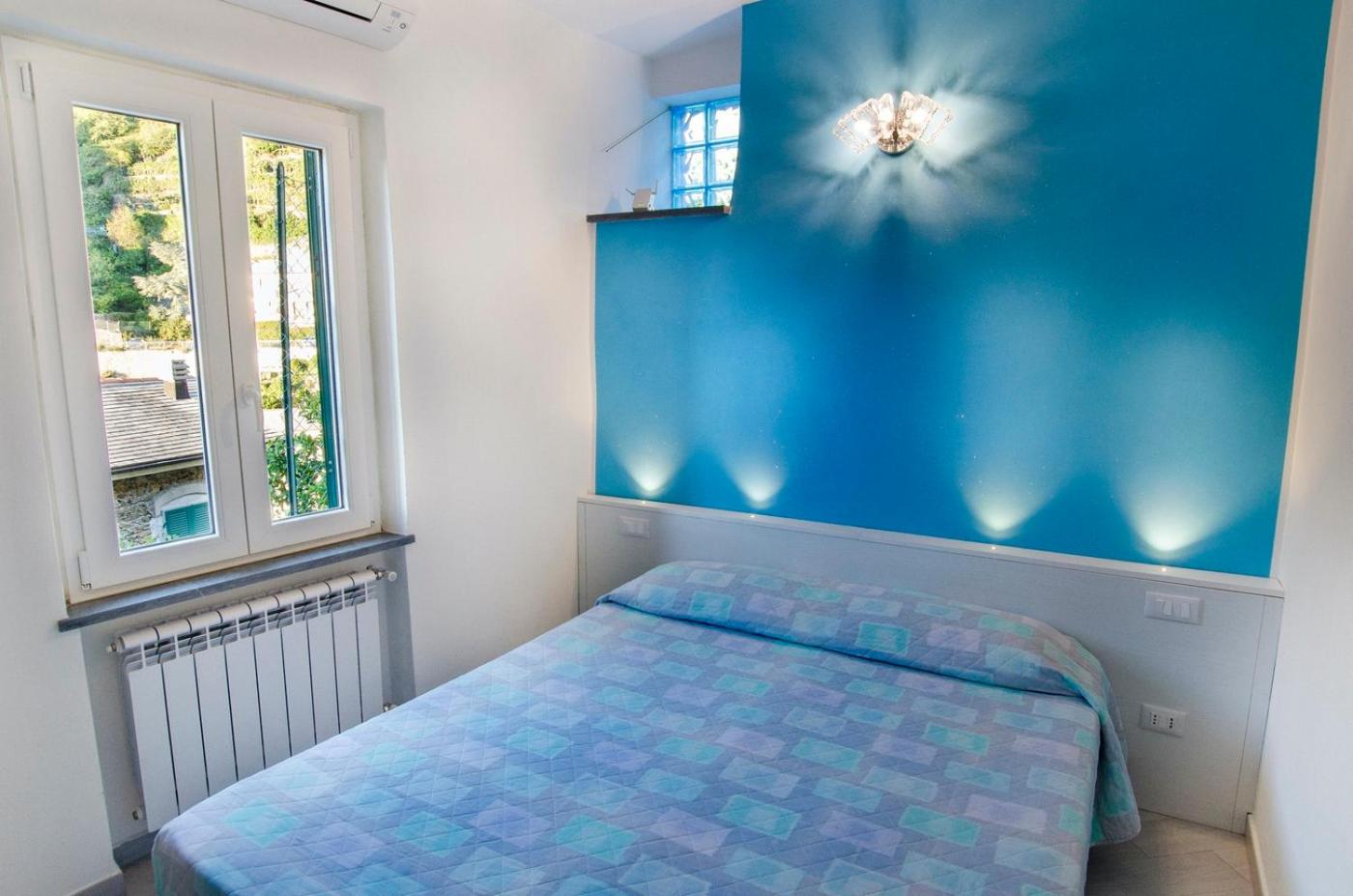 One-Bedroom Apartment with Private Garden photo 1
