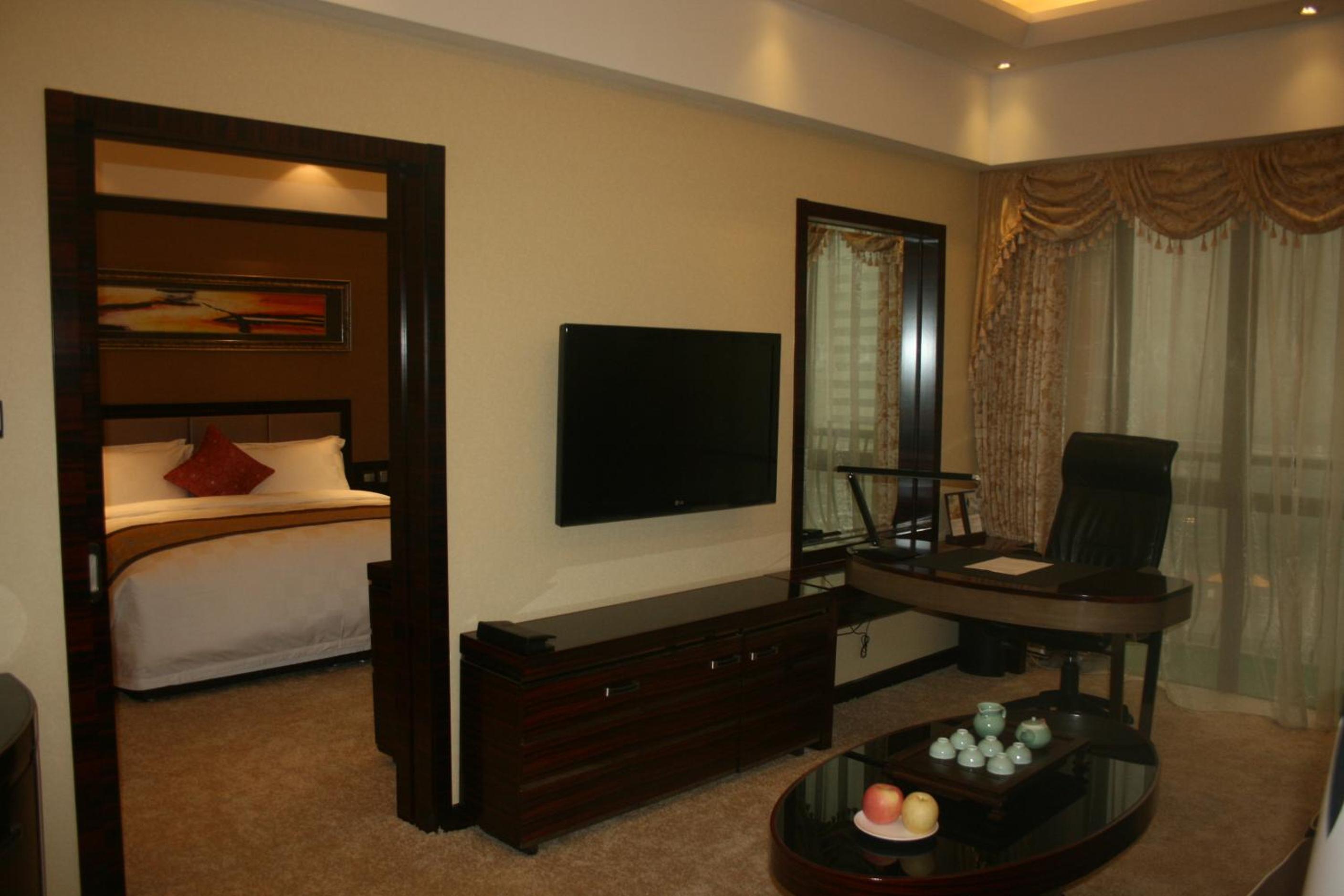 Business Suite photo 1