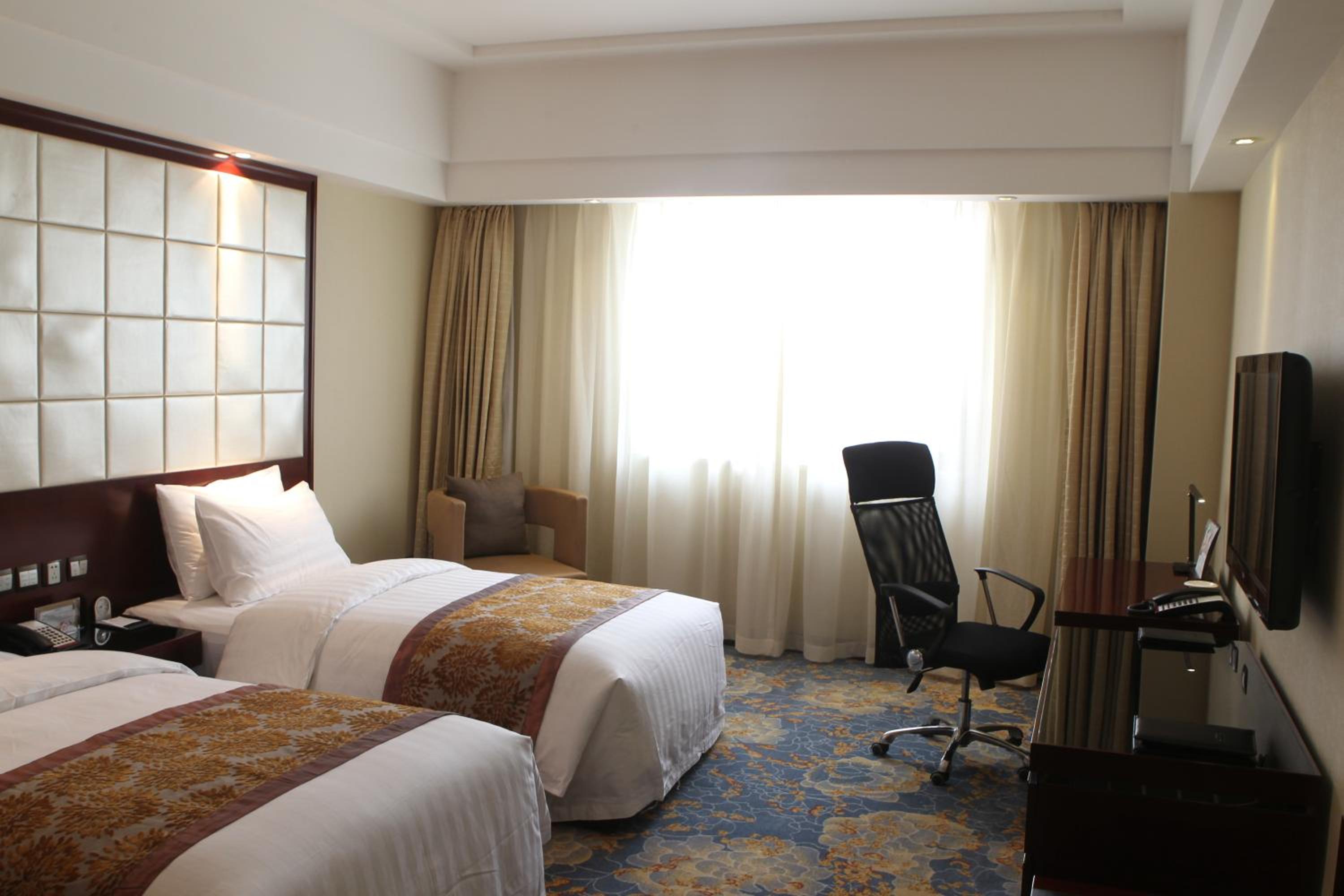 Deluxe Twin Room - Photo 1