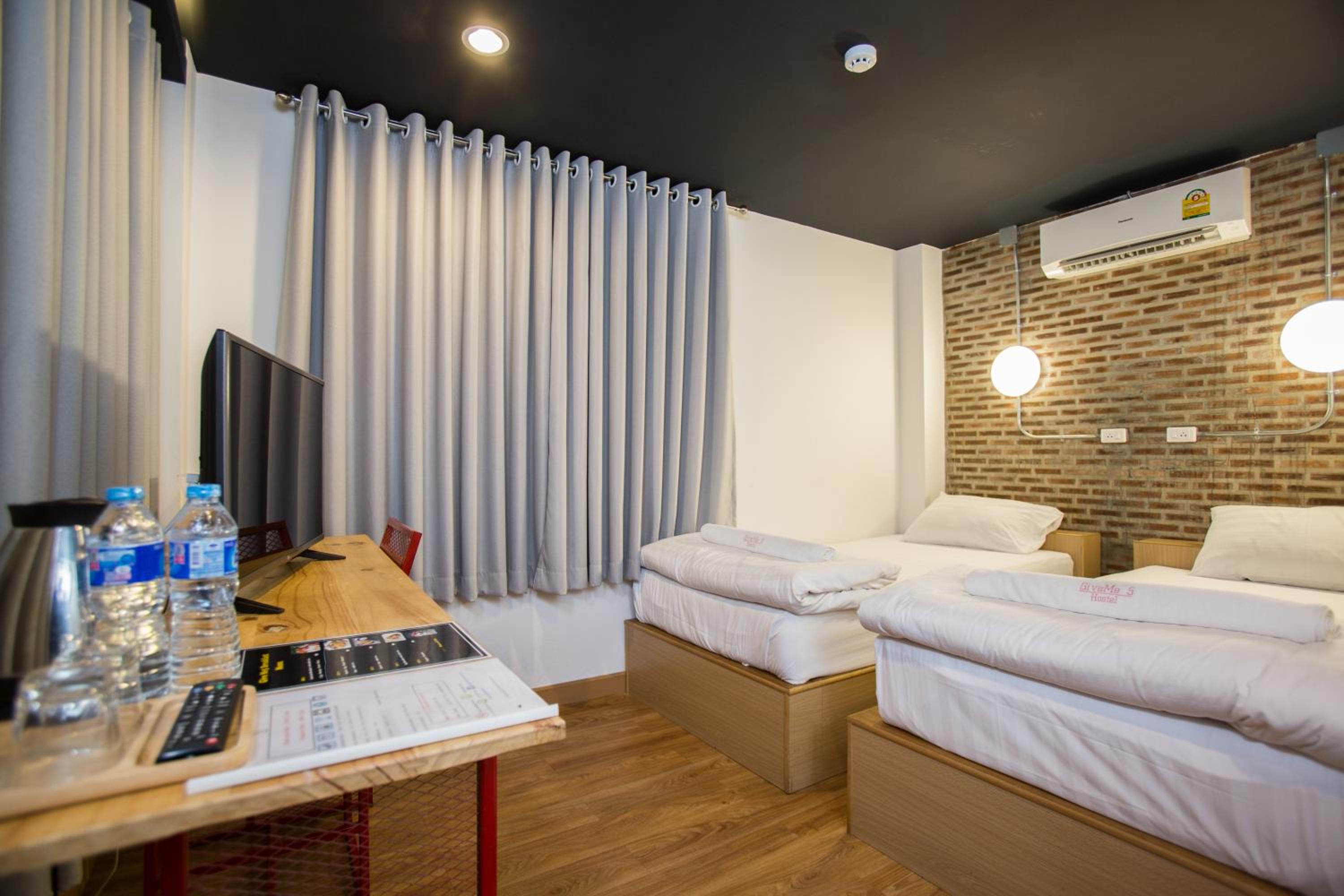 Twin Room With Private Bathroom - Photo 5