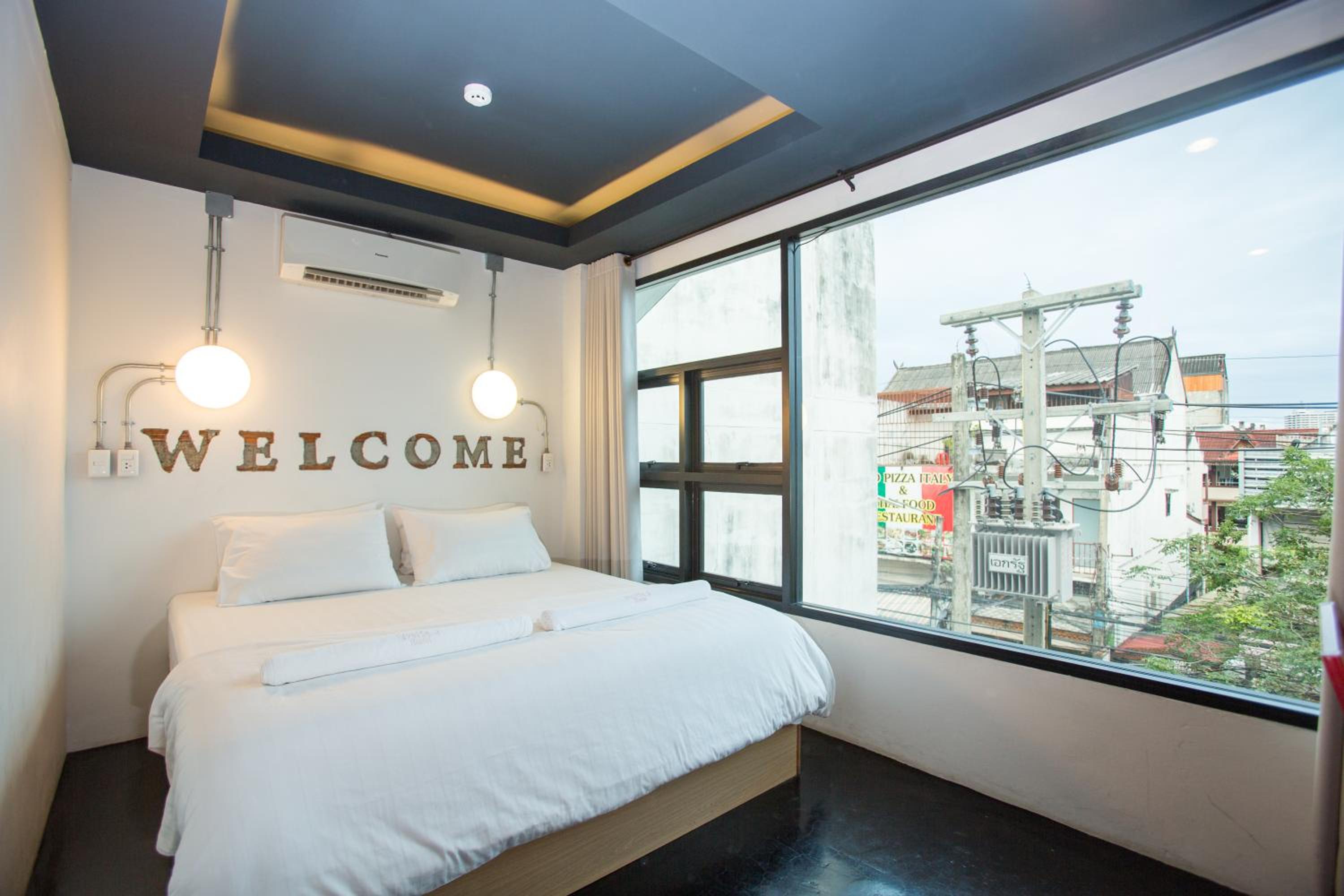 Double Room With Private Bathroom - Photo 10