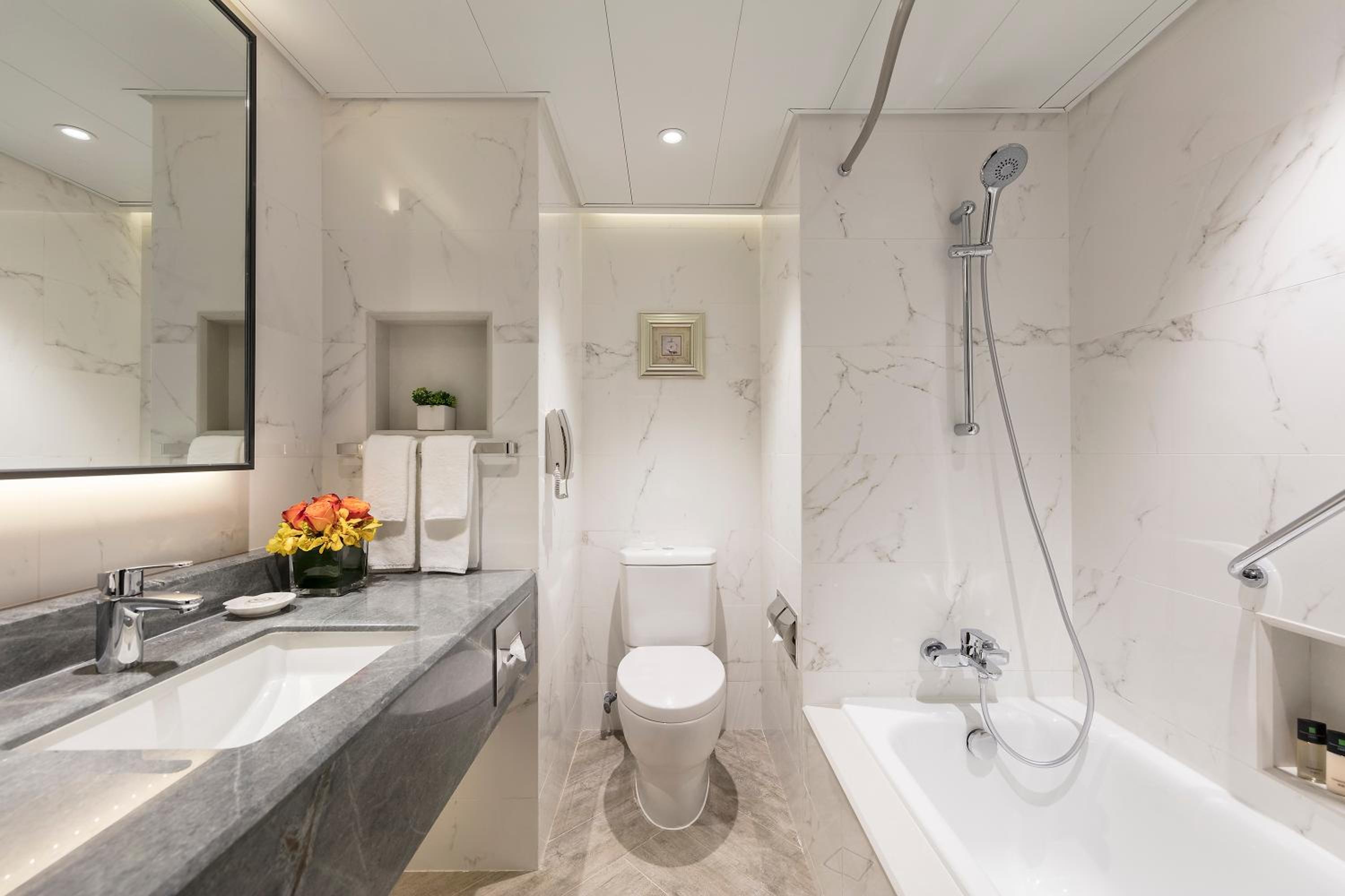 Signature Plus King Room